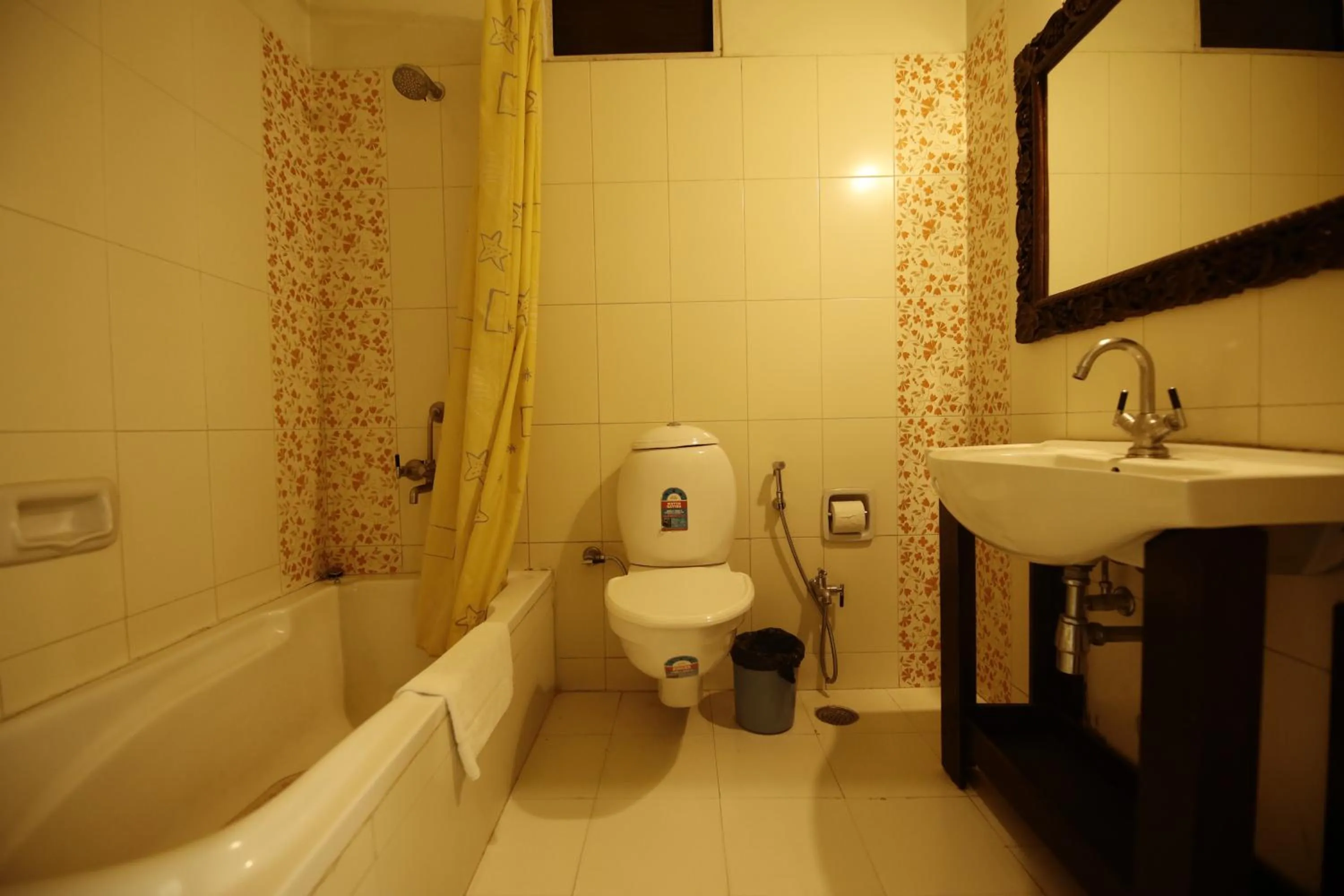 Bathroom in Hotel Narain Niwas Palace