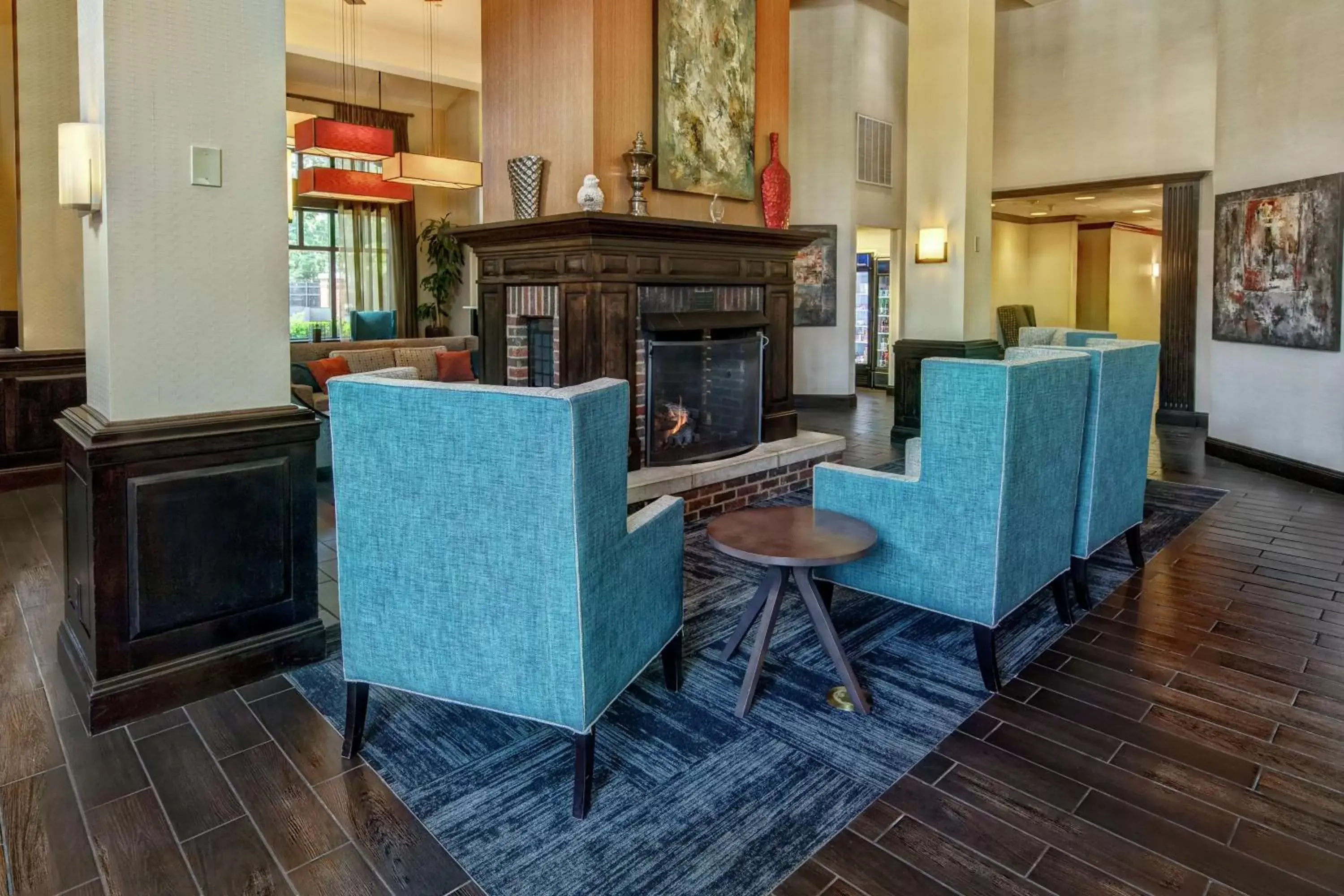 Lobby or reception, Lounge/Bar in Hampton Inn & Suites Nashville-Vanderbilt-Elliston Place
