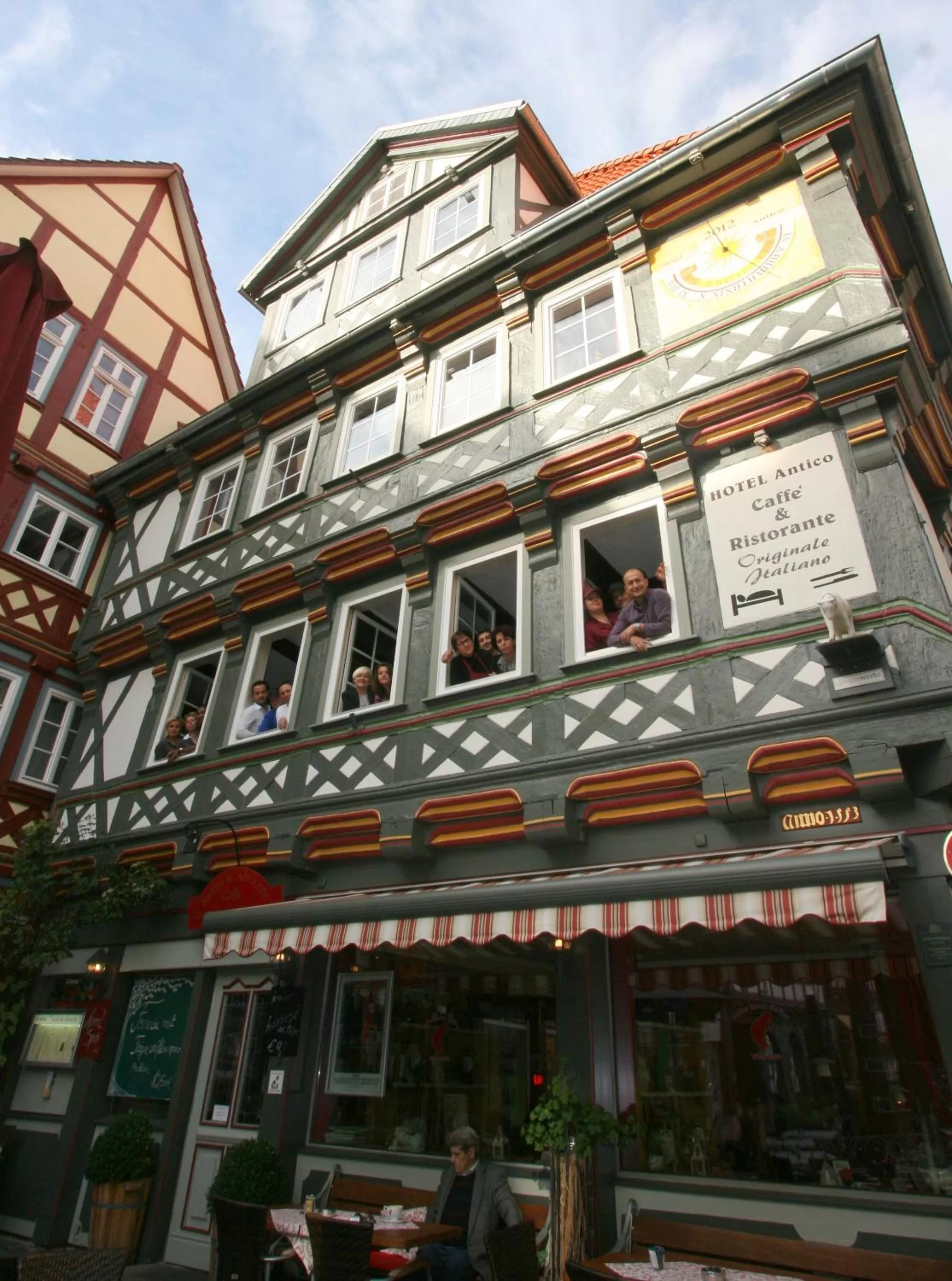 Restaurant/places to eat in Fachwerk-Hotel Eisenbart