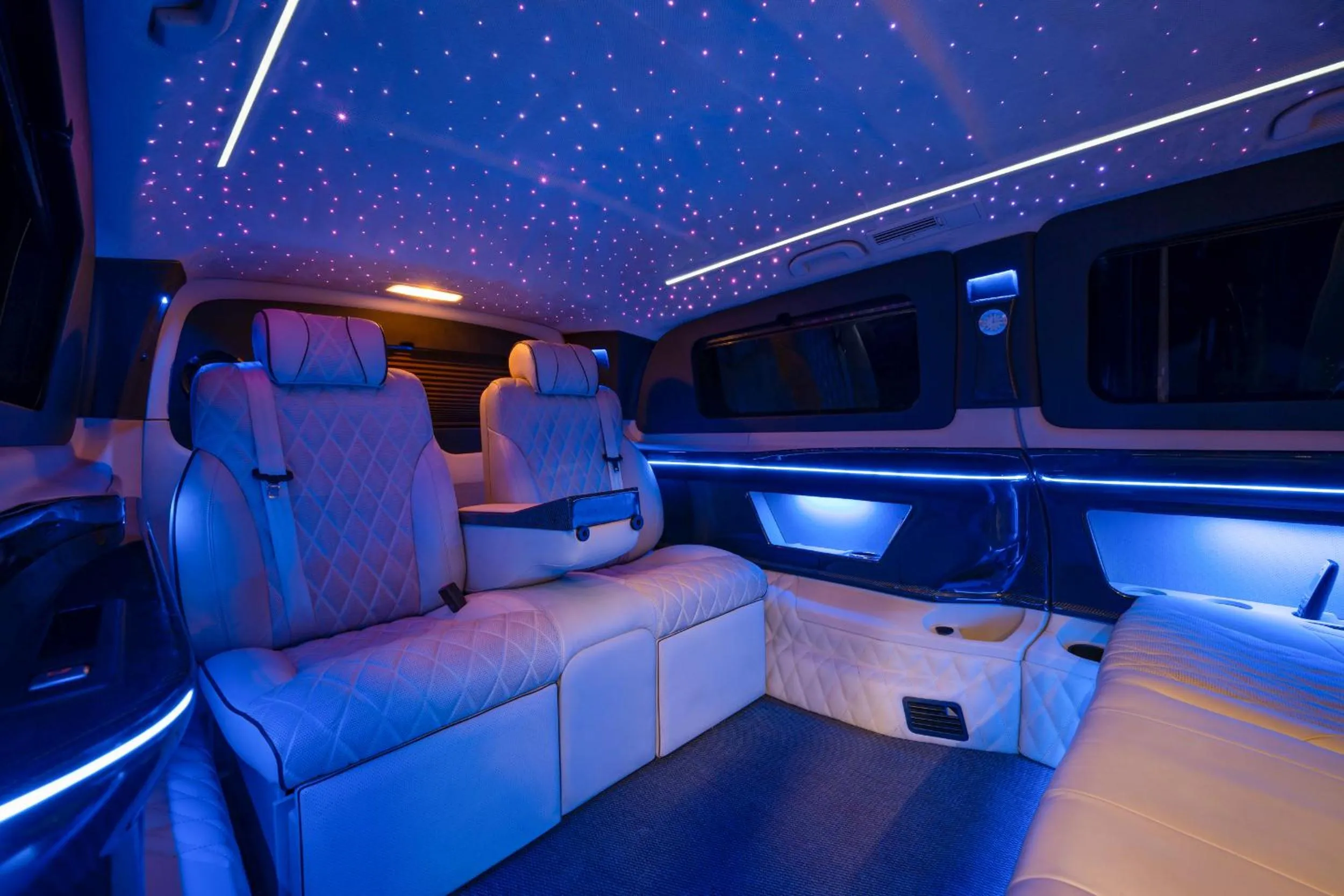 Guests in Best Western Premier Hidden Hills Hotel