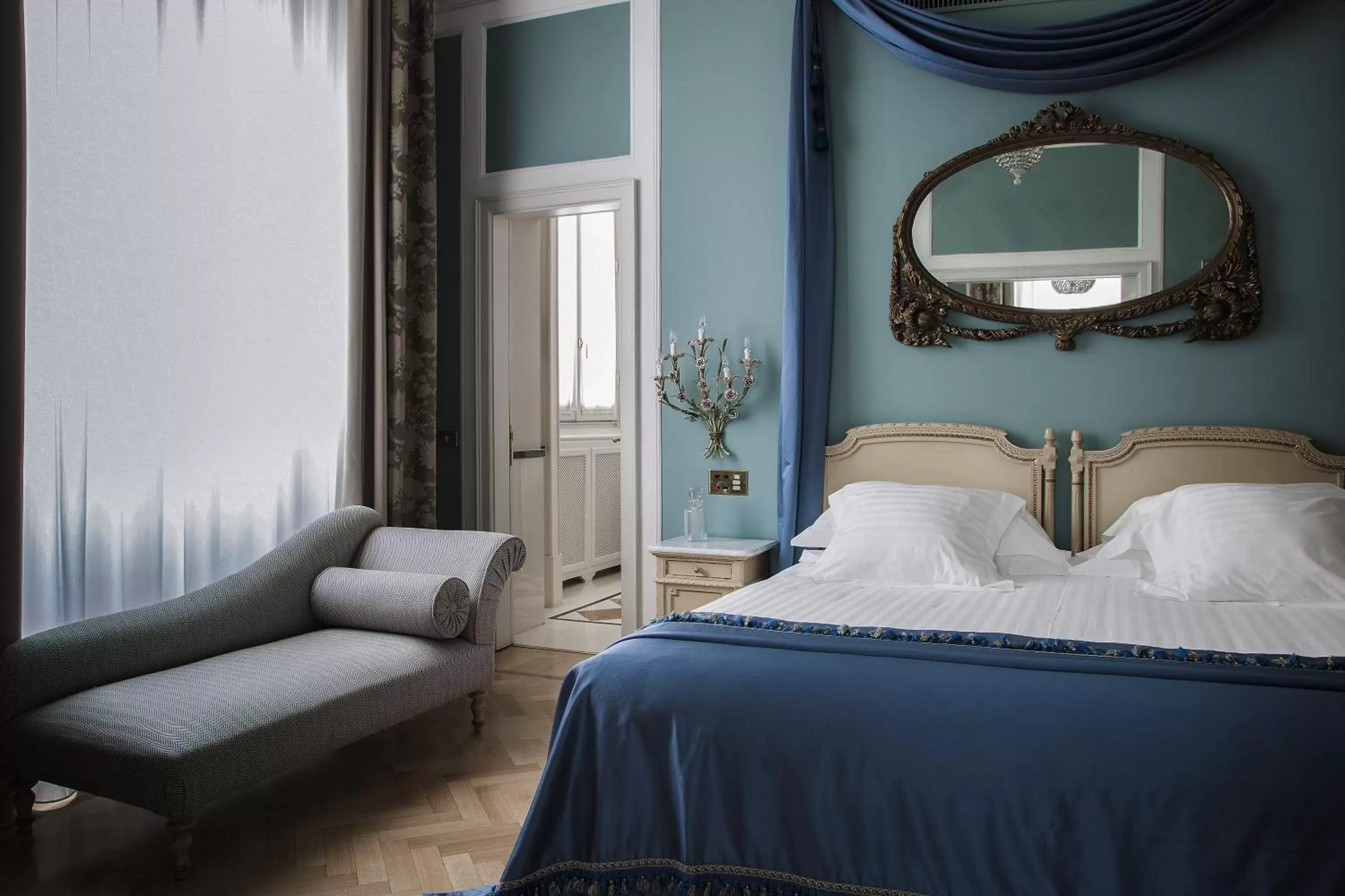 Bed in Grand Hotel et de Milan - The Leading Hotels of the World