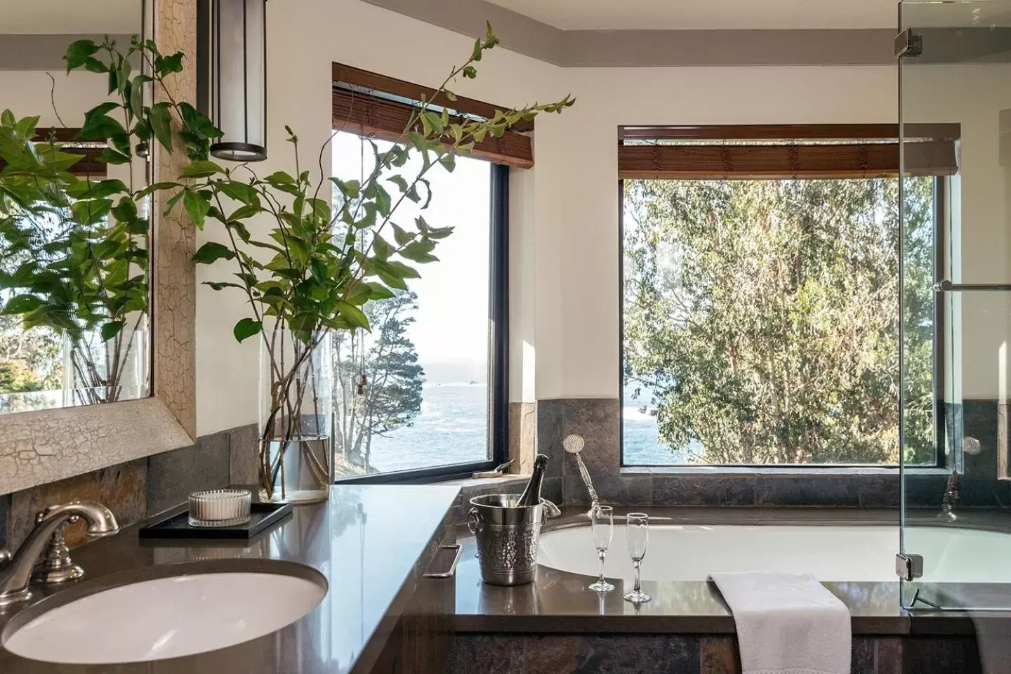 Bathroom in Heritage House Resort & Spa