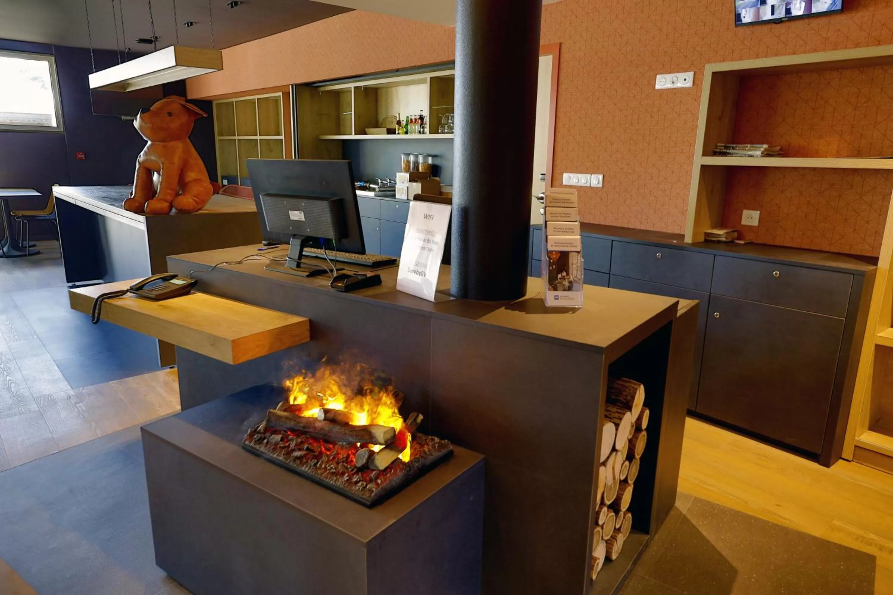 Lobby or reception in Sure Hotel by Best Western Dole