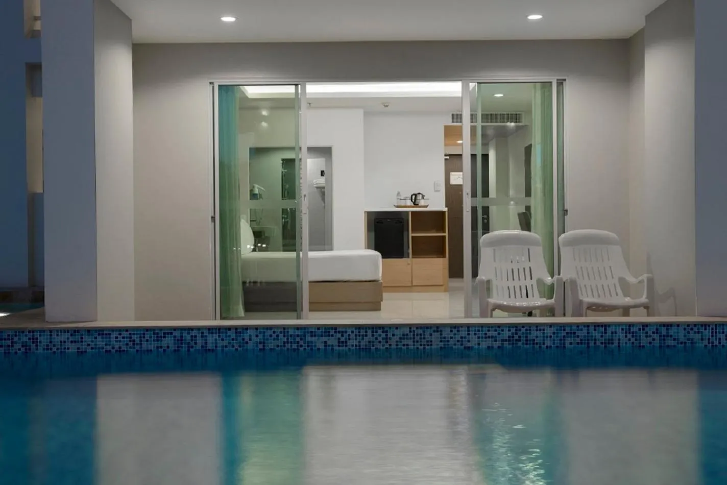 Swimming pool in Chanalai Hillside Resort, Karon Beach