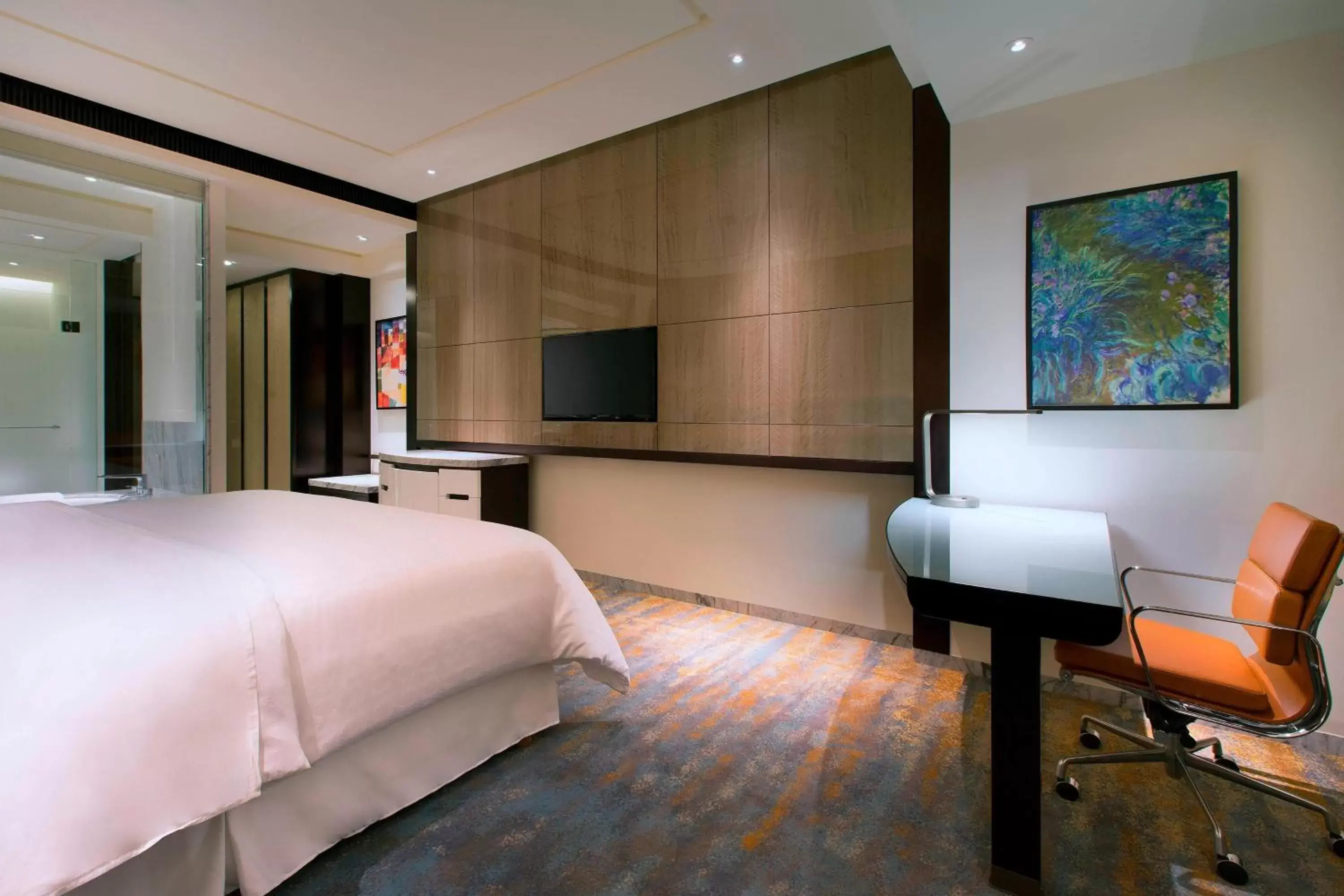 Photo of the whole room, TV/Entertainment Center in Sheraton Grand Jakarta Gandaria City Hotel