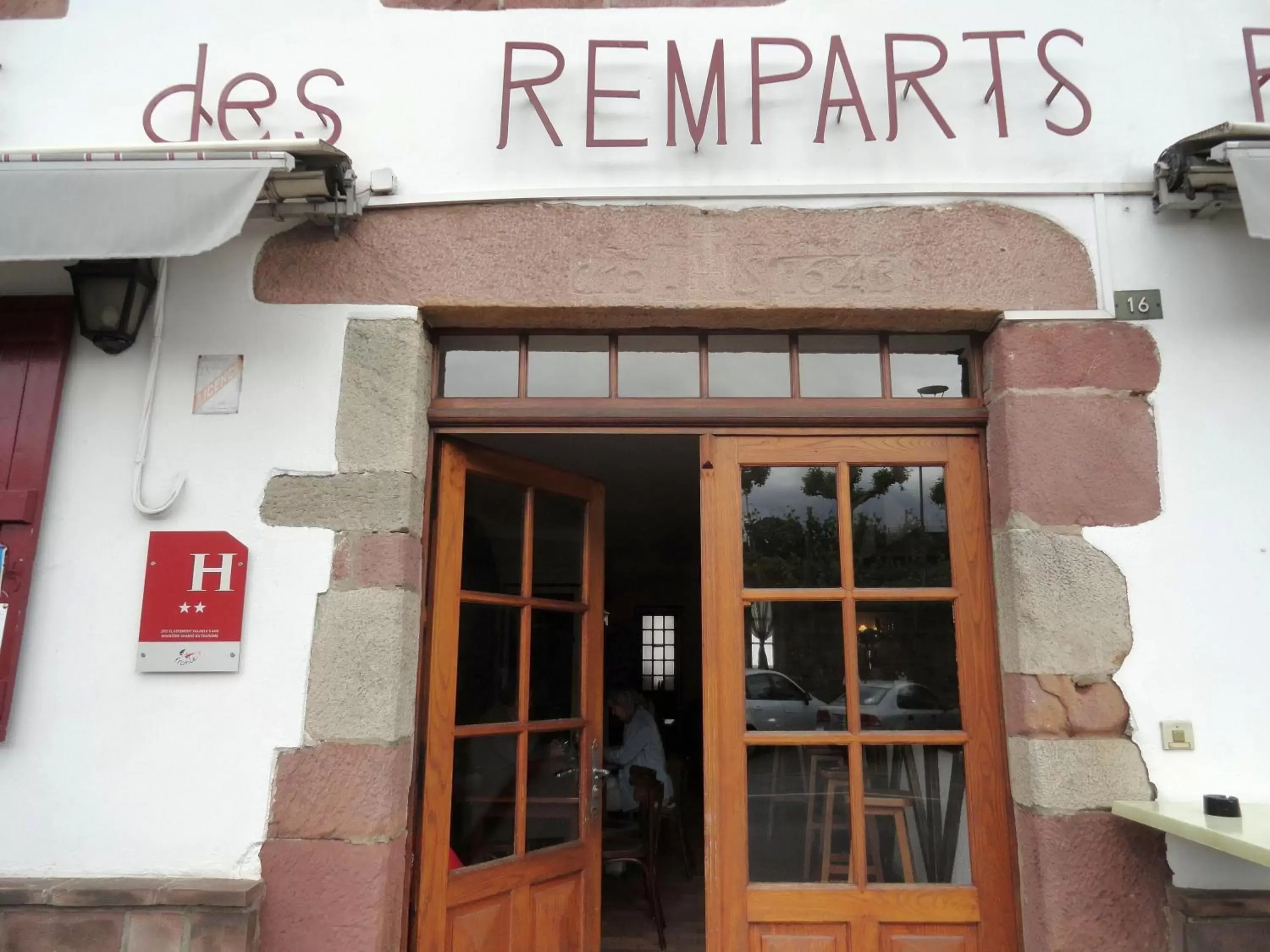 Lobby or reception in Hotel des Remparts