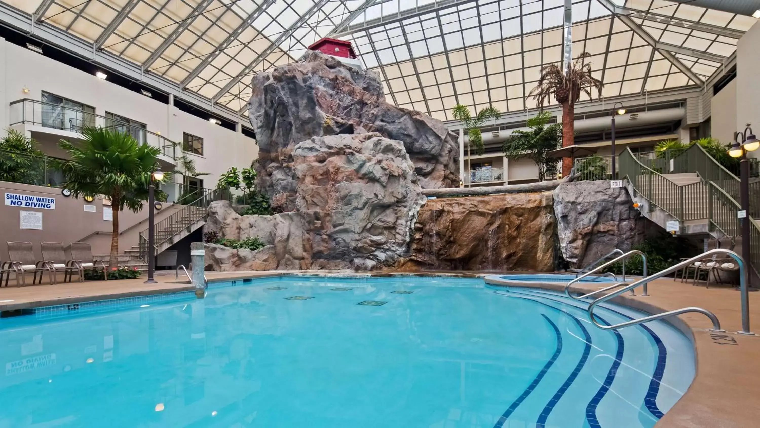 Pool view, Swimming Pool in Best Western Plus Lamplighter Inn & Conference Centre