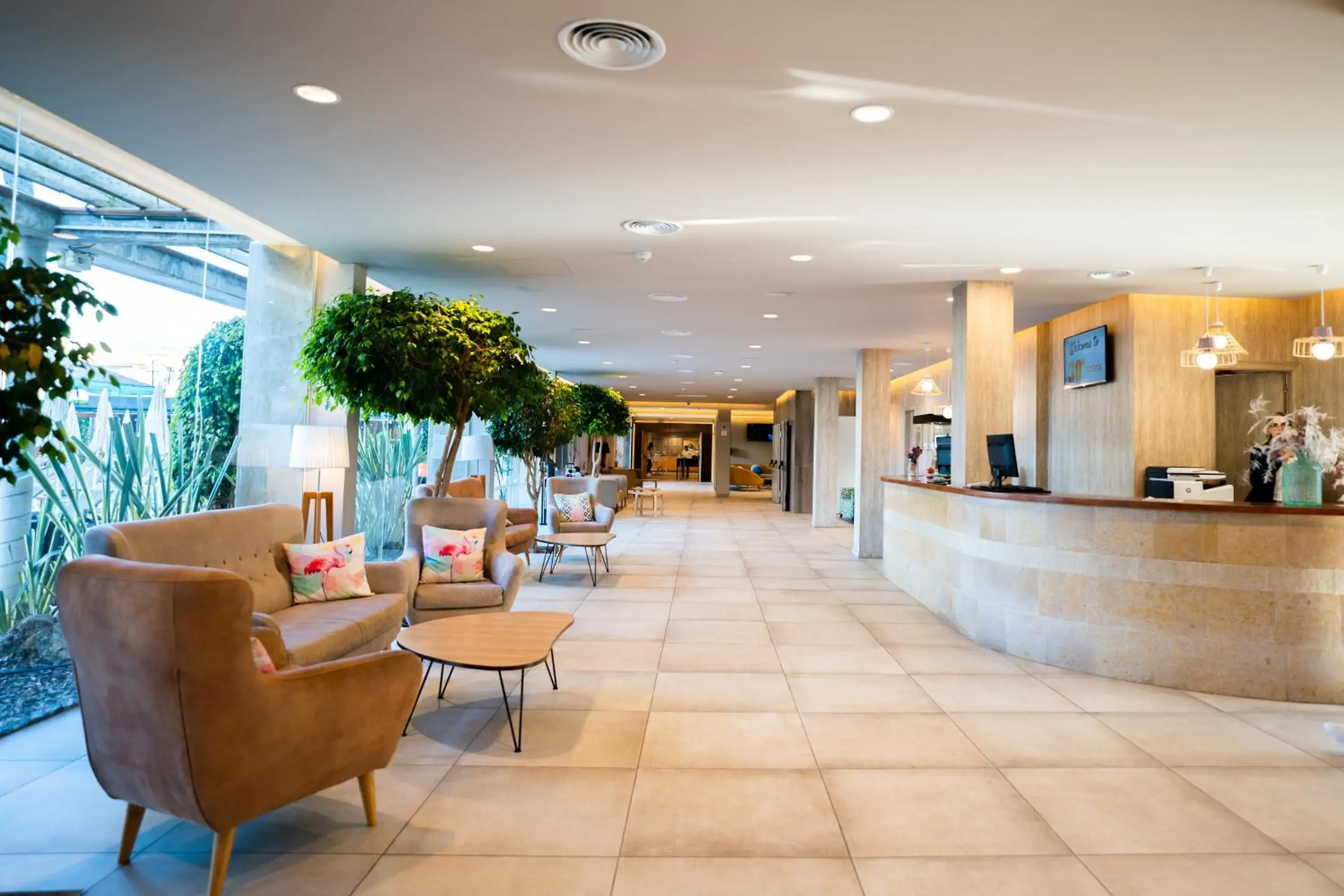 Lobby/Reception in ALEGRIA Pineda Splash