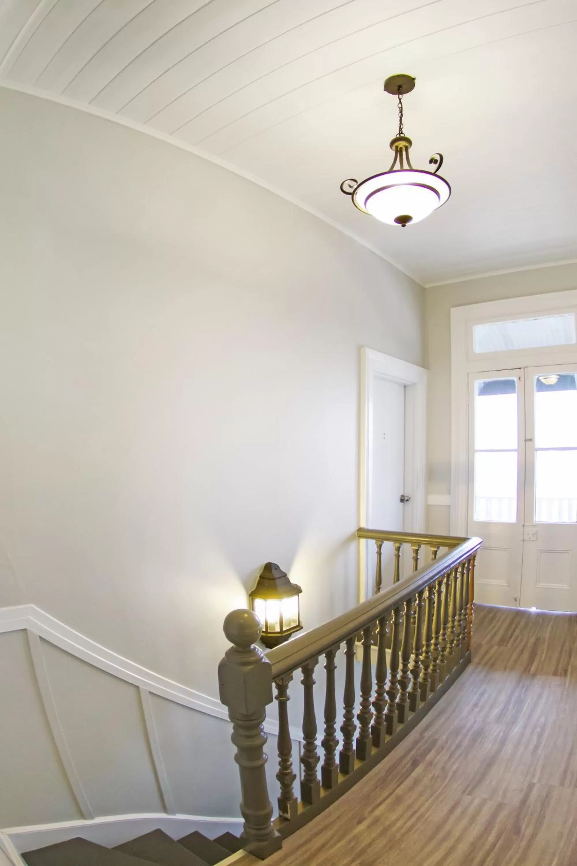 Property building in Robertson Public House and Kitchen