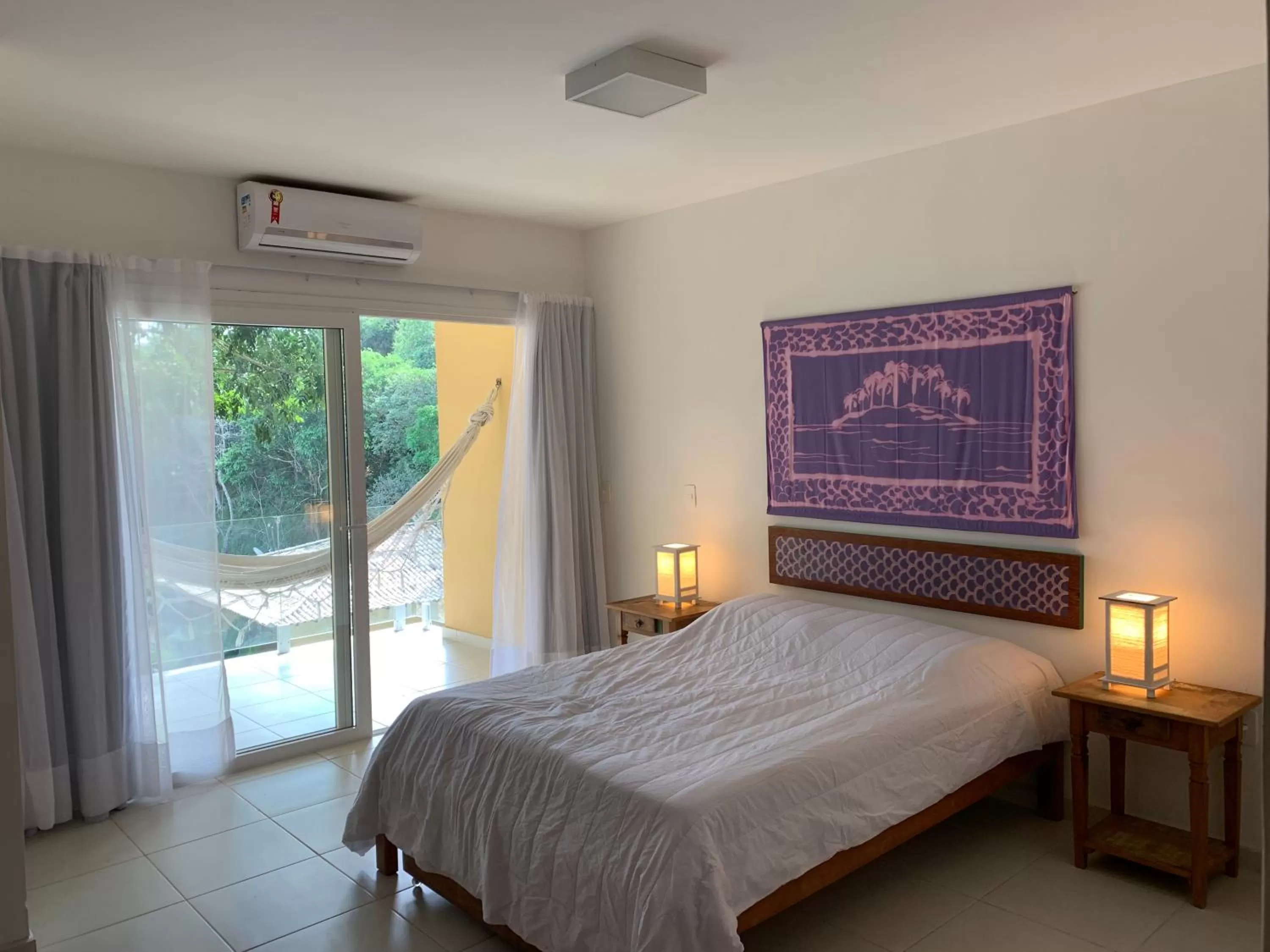 Bed in Praia da Ferradurinha Guest House