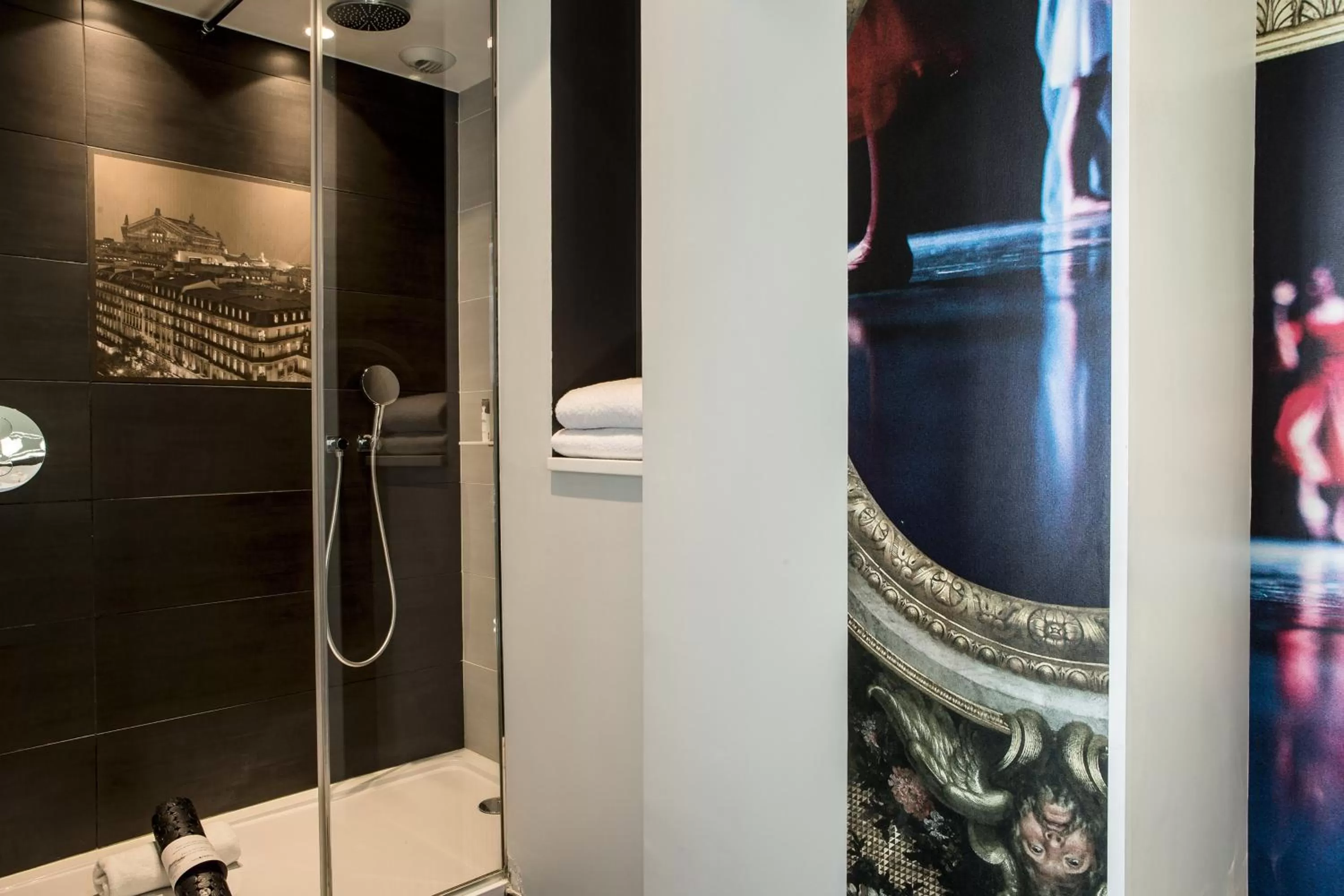 Bathroom in Hotel Indigo Paris - Opera by IHG