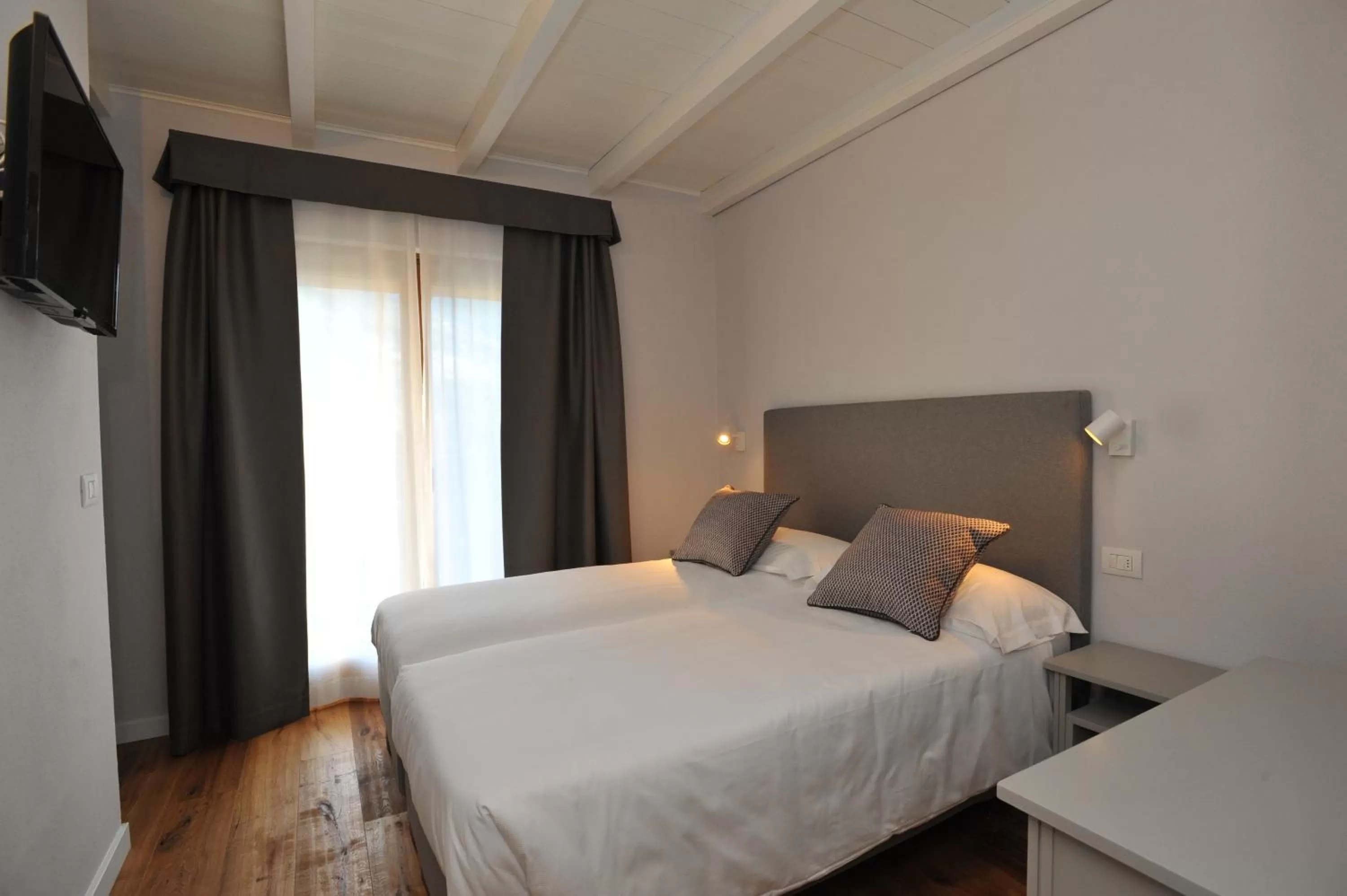 Photo of the whole room, Bed in Baita Fanti Ski & Bike