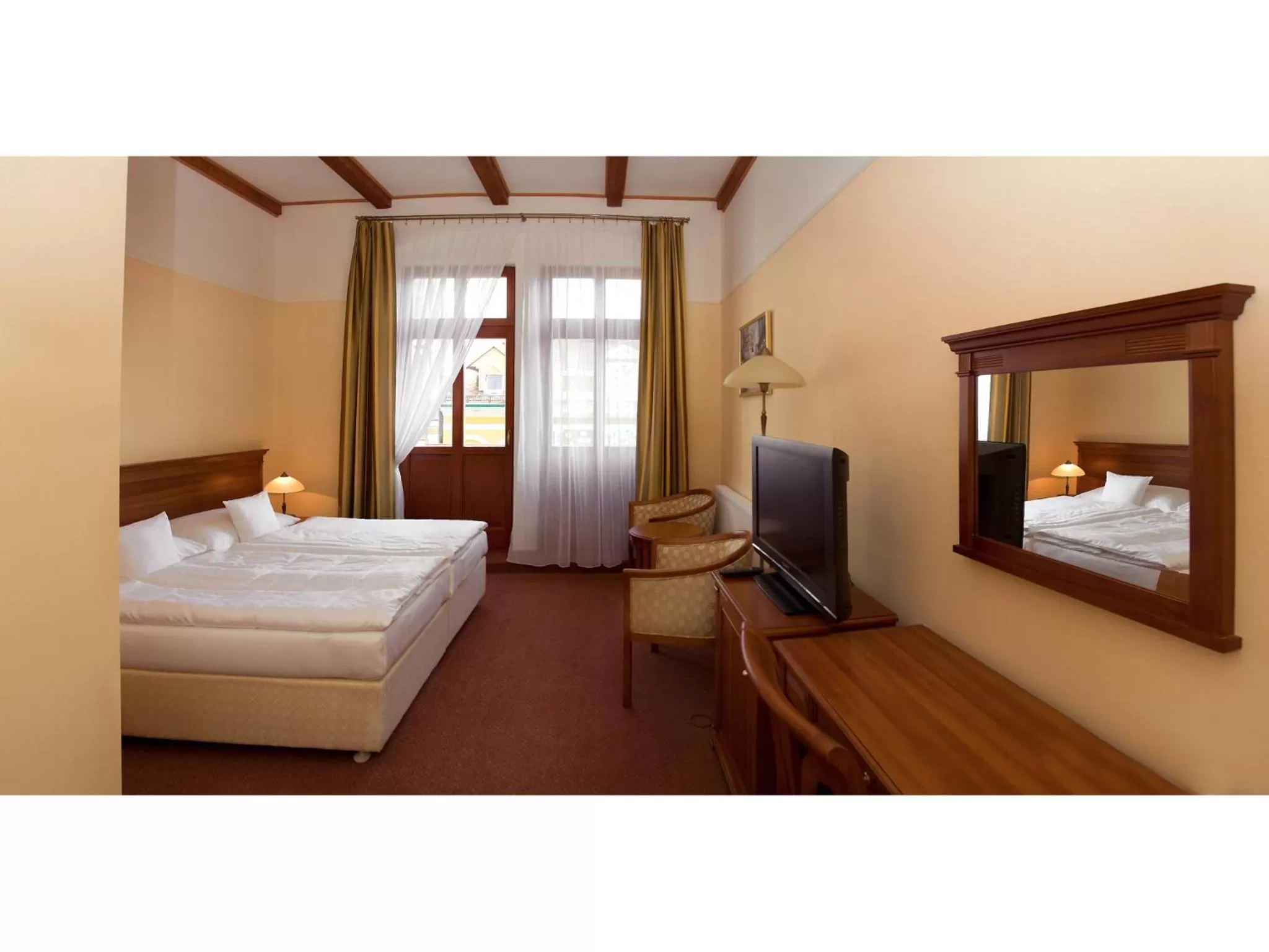 Photo of the whole room, Bed in Wellness Hotel Ida