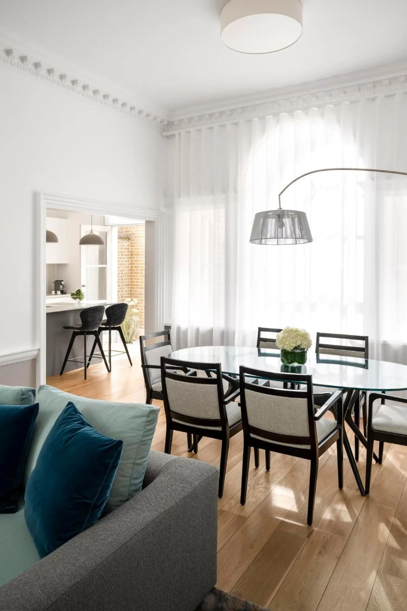 Photo of the whole room in COMO Metropolitan London