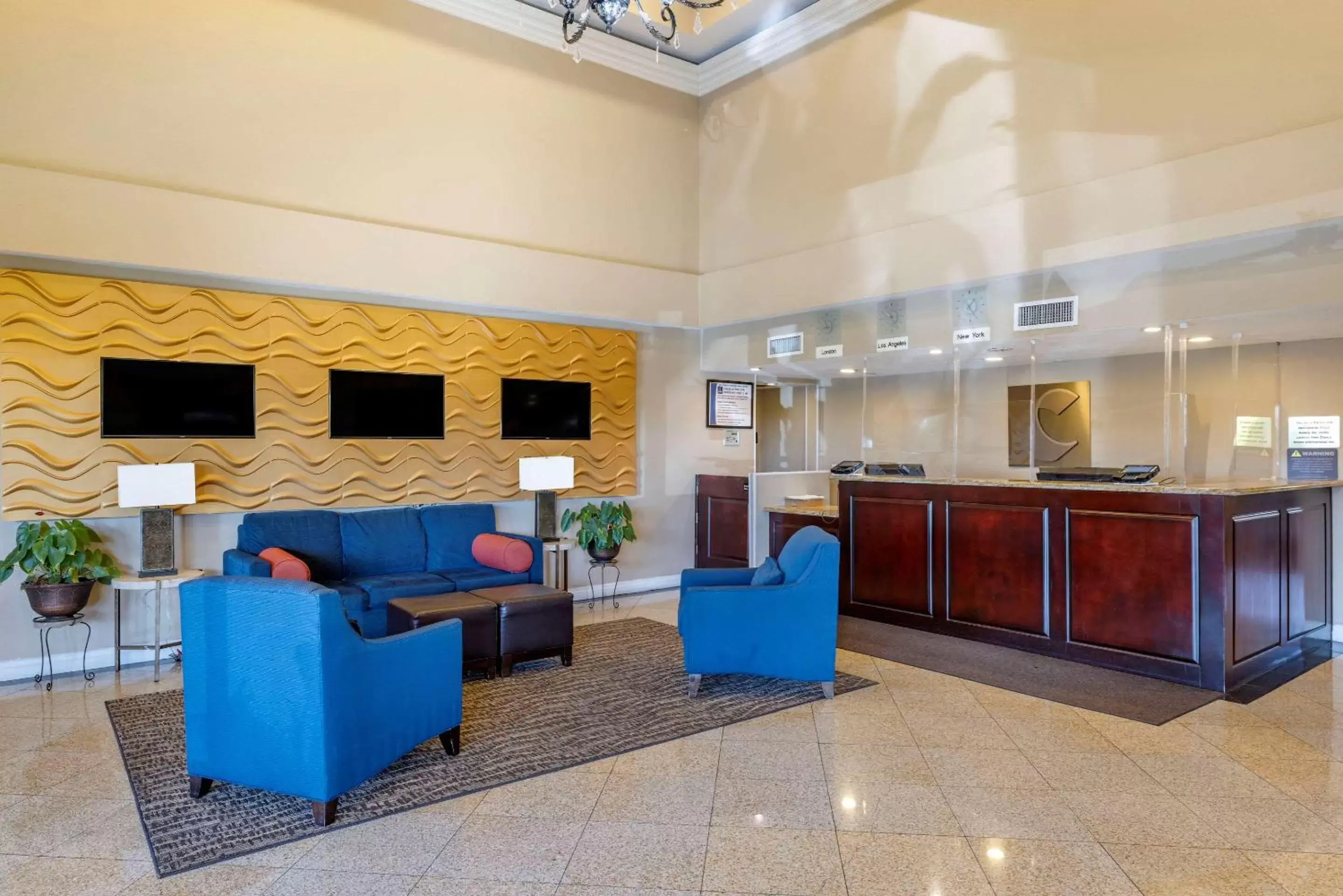 Lobby or reception, Lobby/Reception in Comfort Inn & Suites Huntington Beach