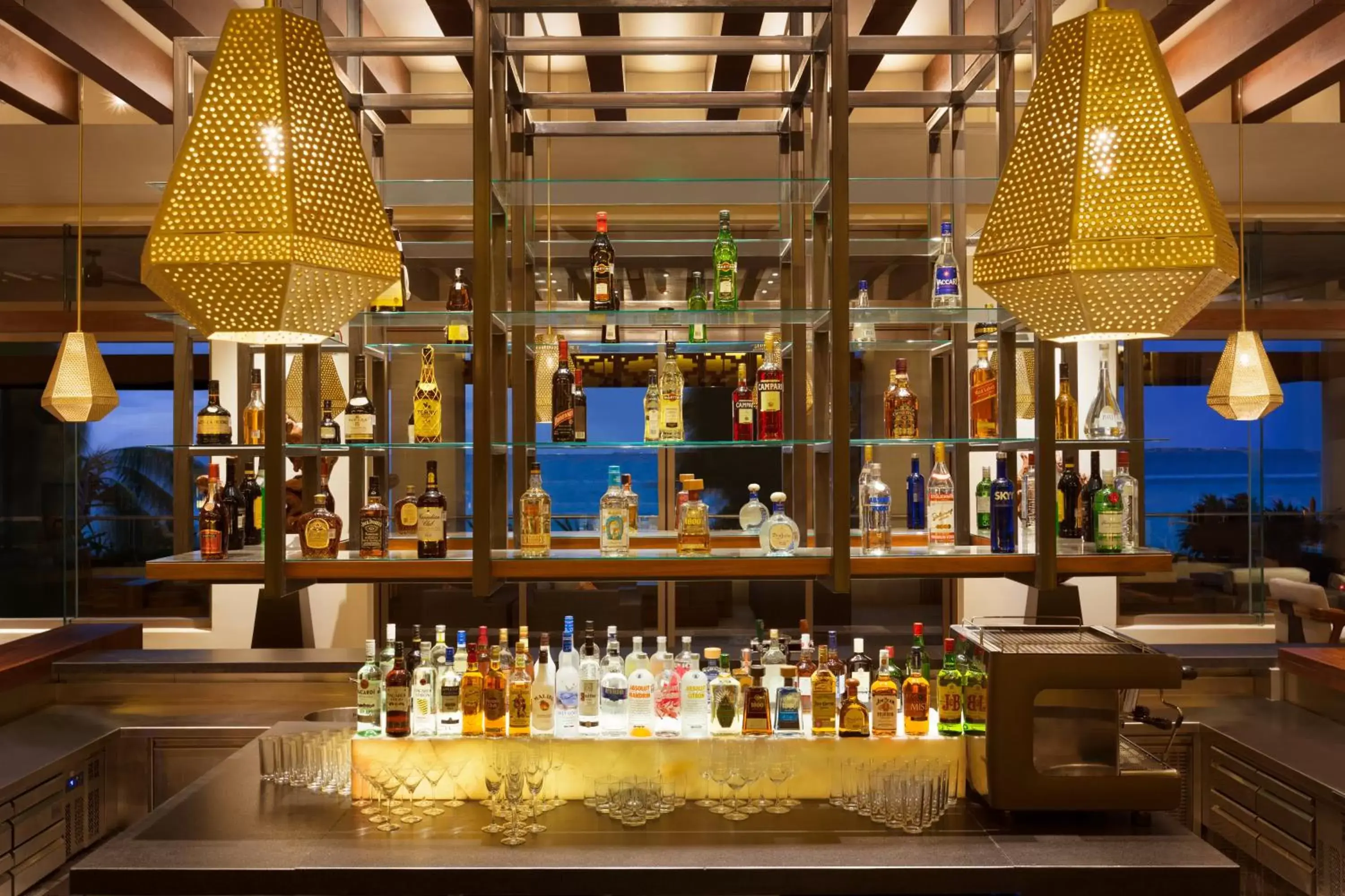 Alcoholic drinks, Lounge/Bar in Turquoize at Hyatt Ziva Cancun - Adults Only - All Inclusive