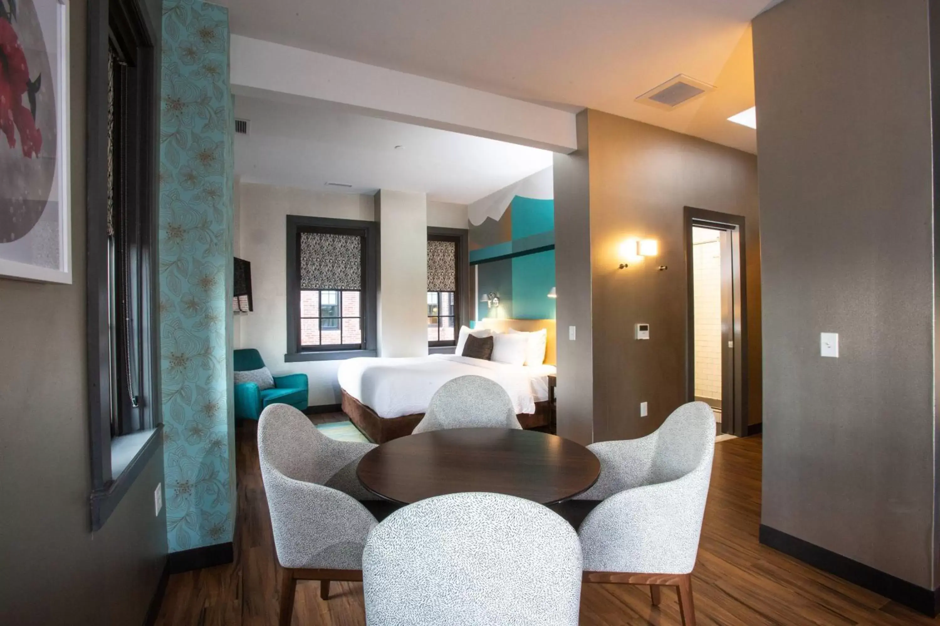 Bedroom, Seating Area in Fairfield Inn & Suites by Marriott Philadelphia Downtown/Center City