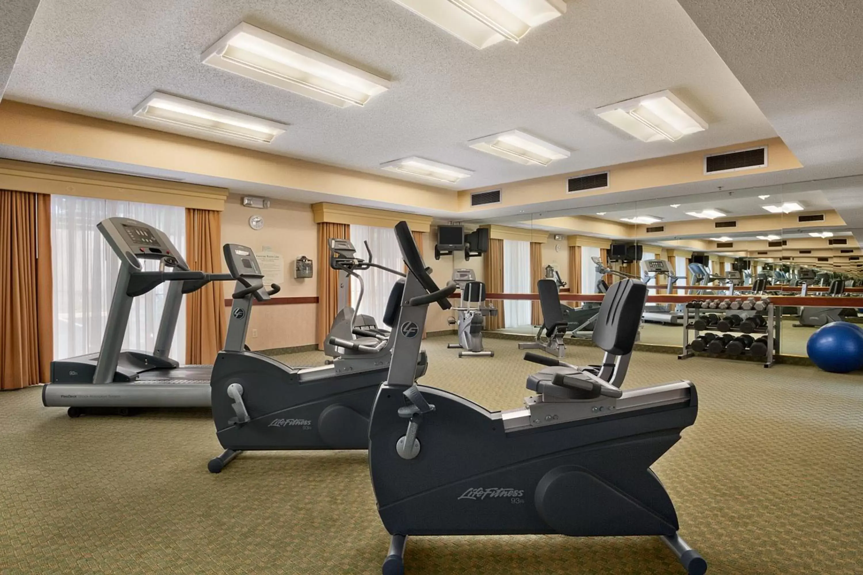 Fitness centre/facilities, Fitness Center/Facilities in Baymont by Wyndham Columbia Northwest