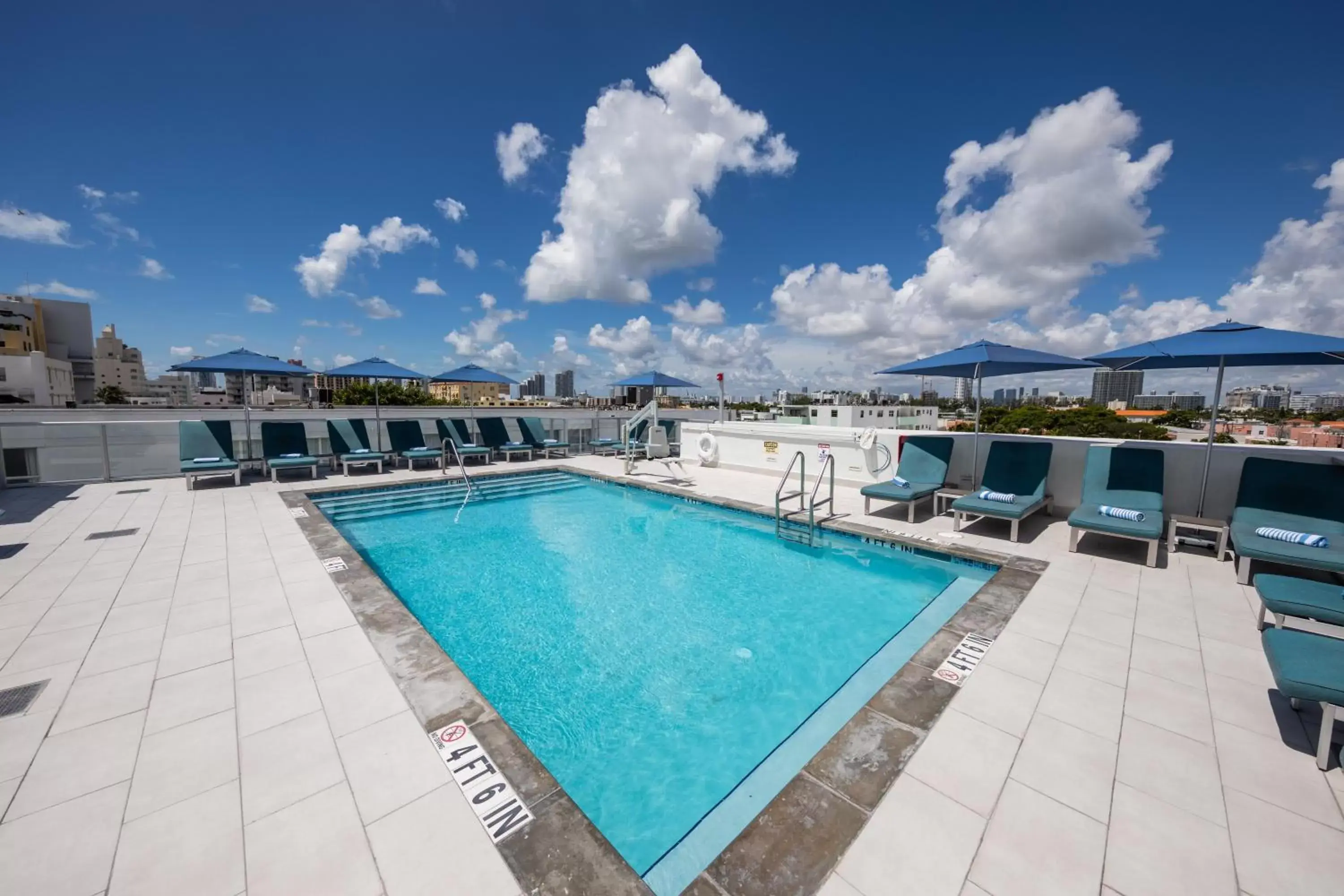 Pool view in President Hotel Pool view in President Hotel
