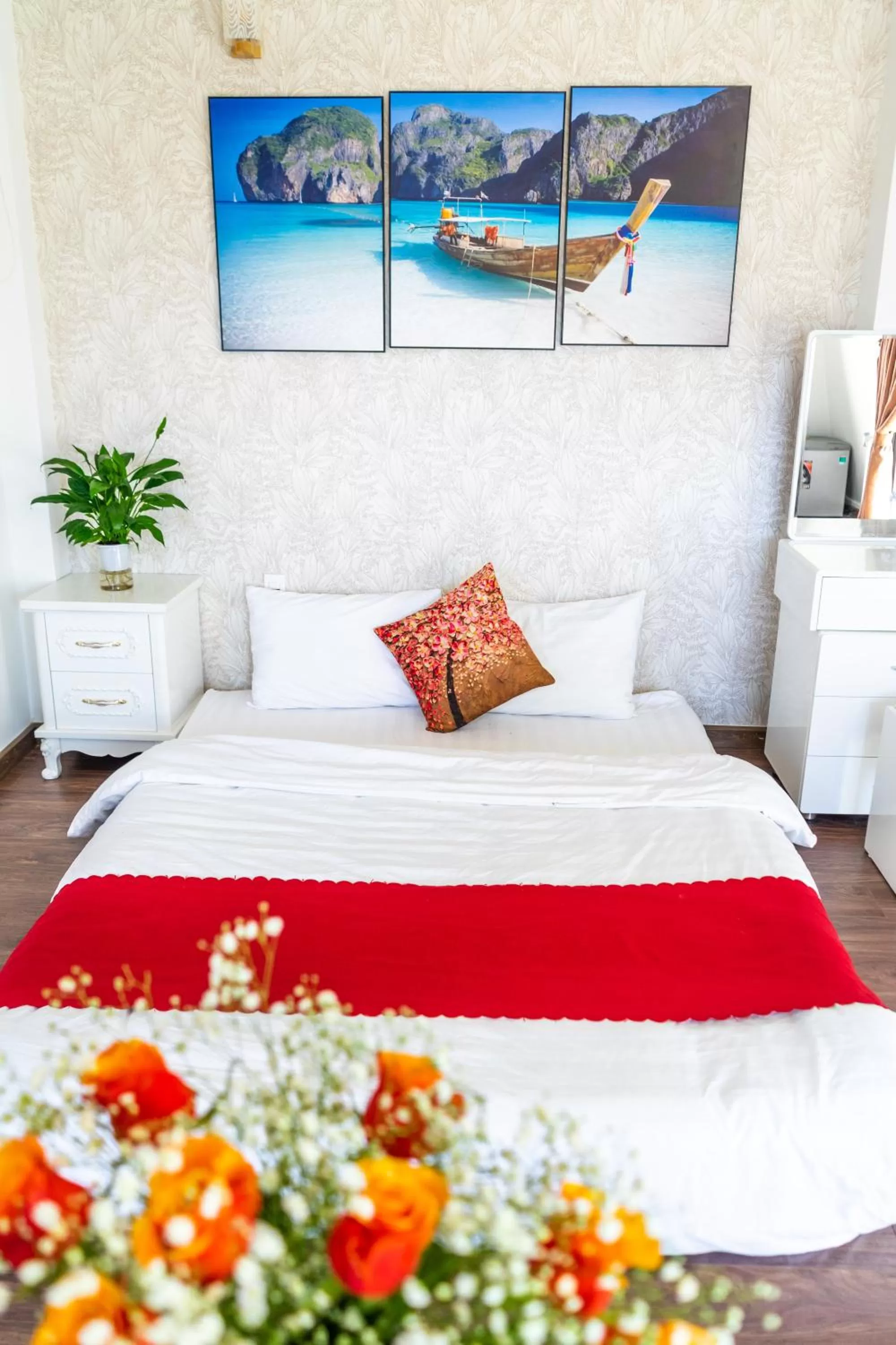 Bed in Ngàn Phố Studio & Love Hotel