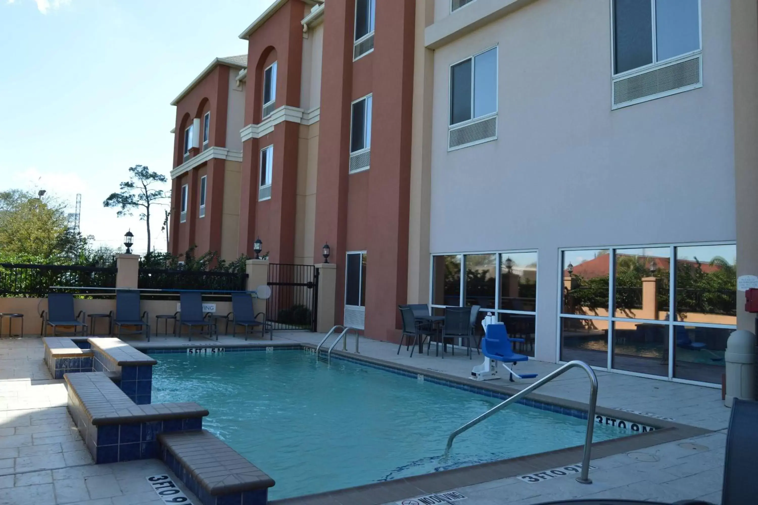 Swimming pool, Property Building in Fairfield Inn & Suites Houston Channelview