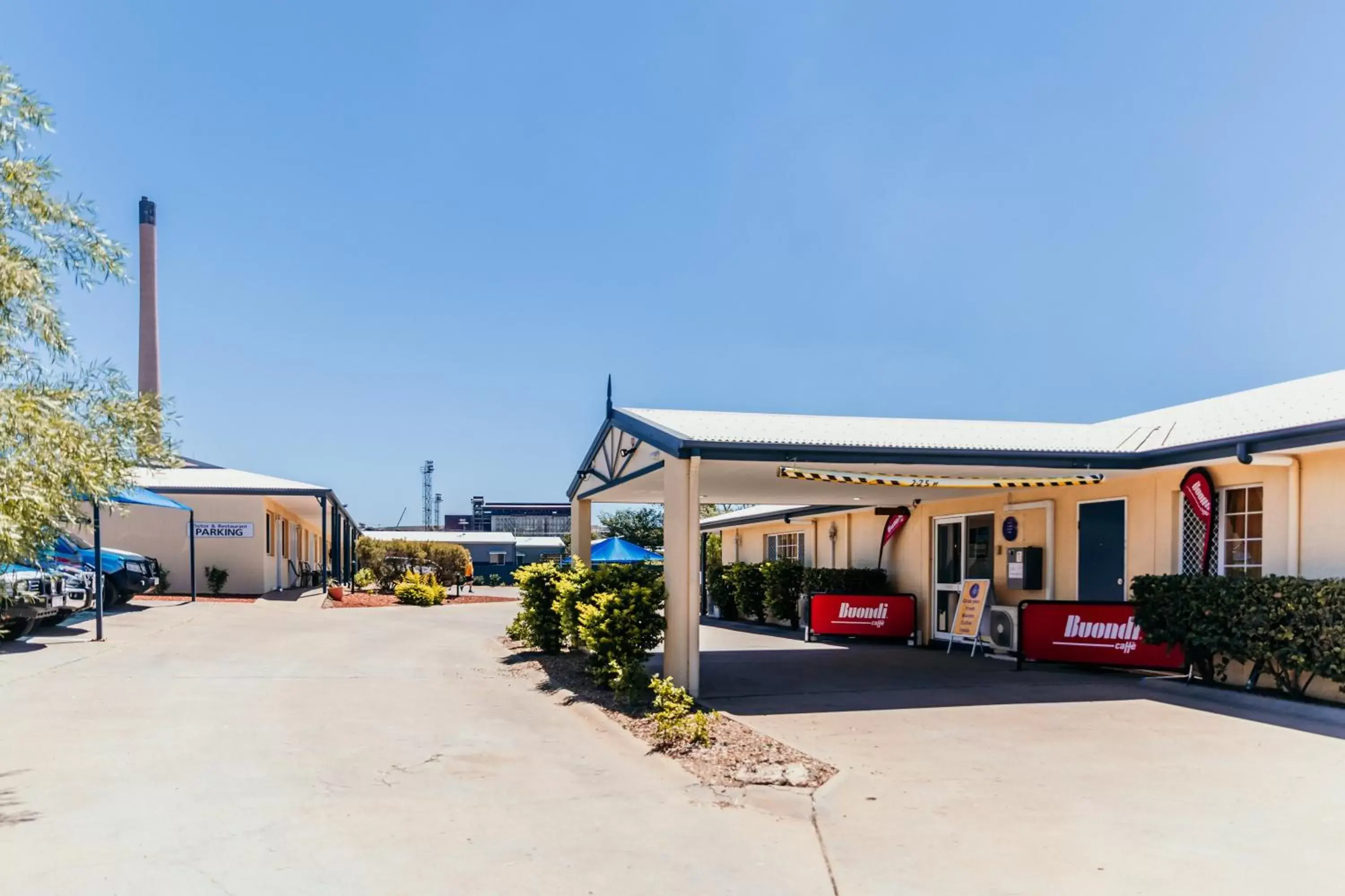 Property Building in Outback Motel Mt Isa