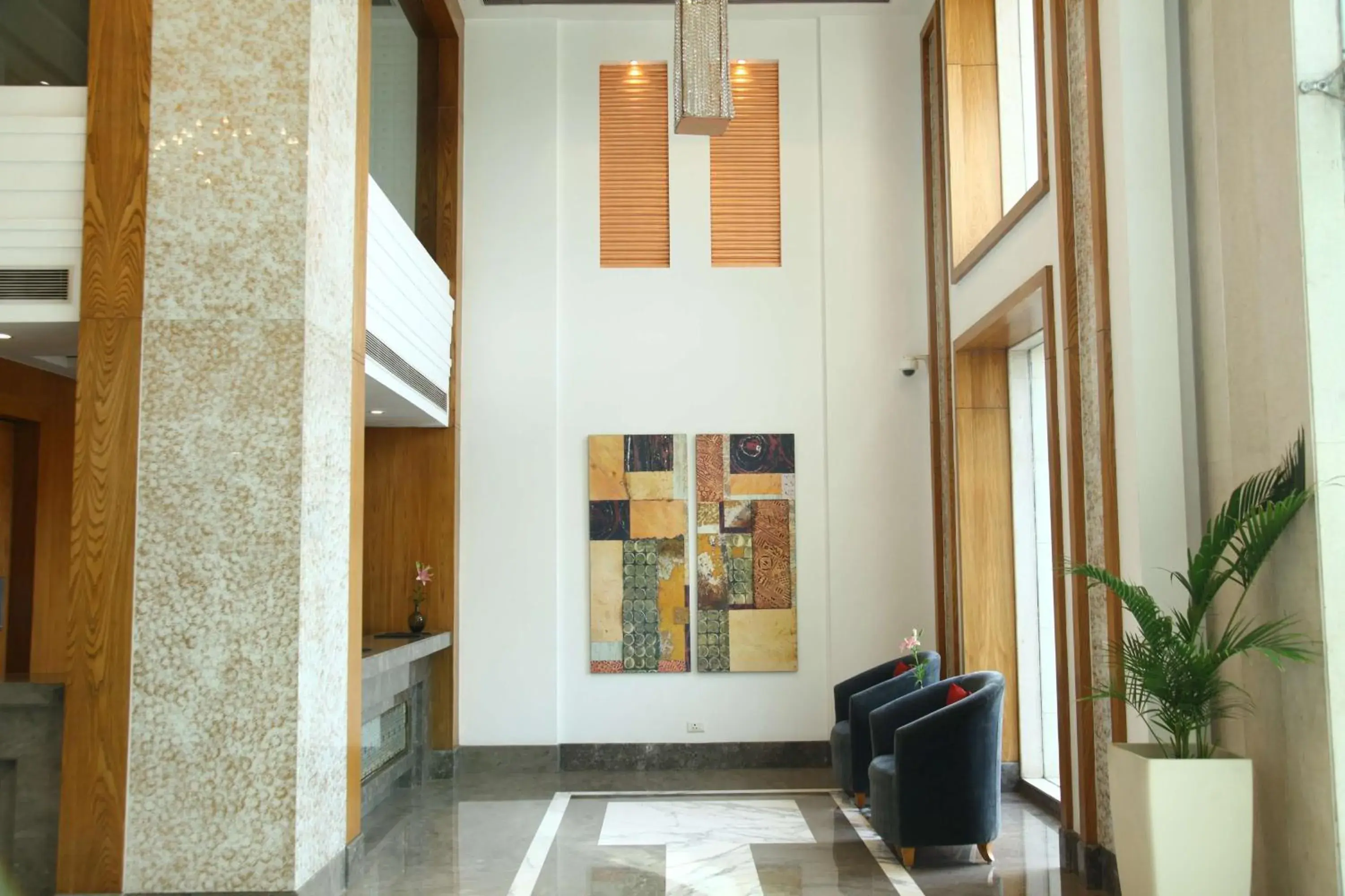 Lobby or reception in The Place Gurugram, a member of Radisson Individuals