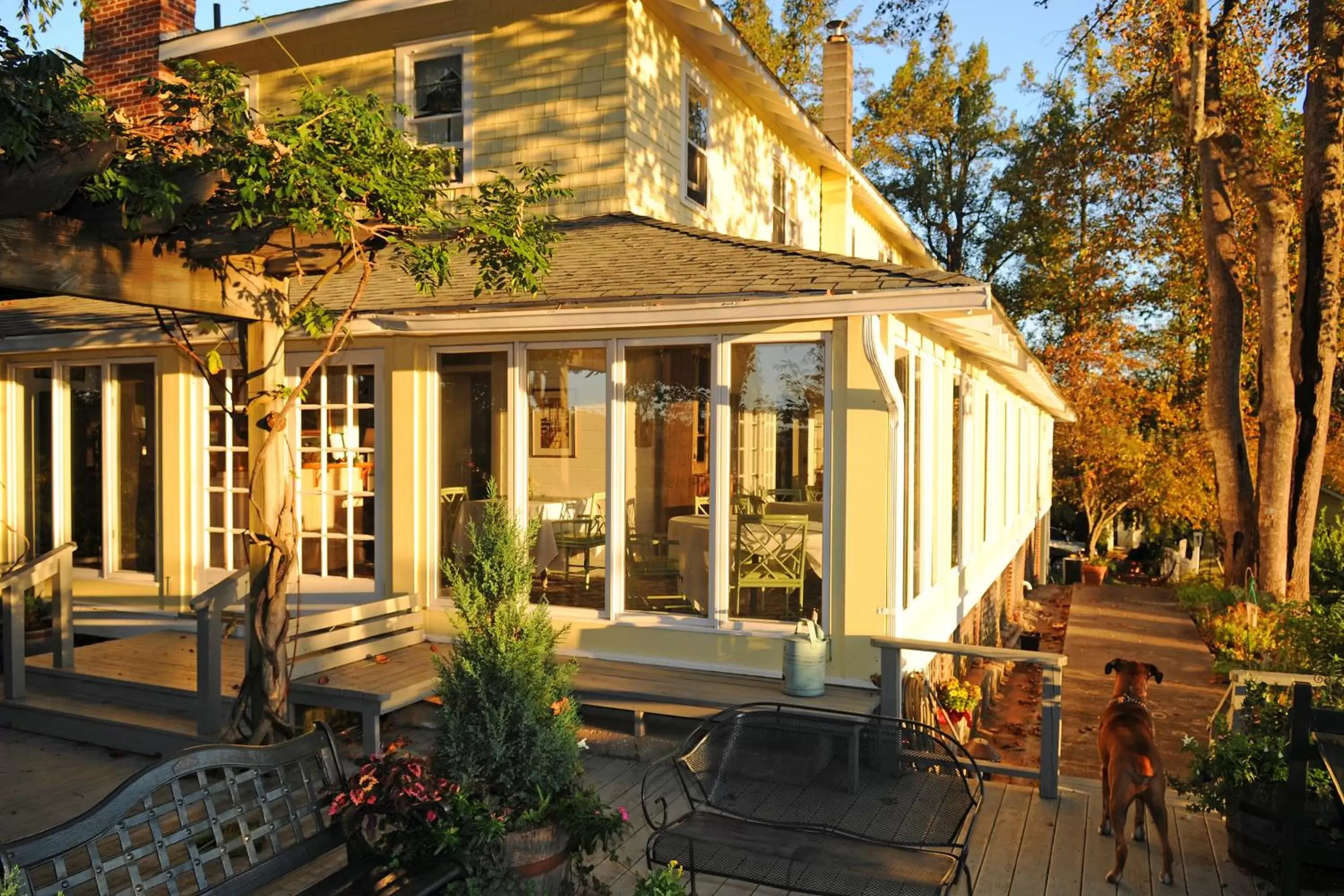 Balcony/Terrace, Patio/Outdoor Area in Orchard Inn