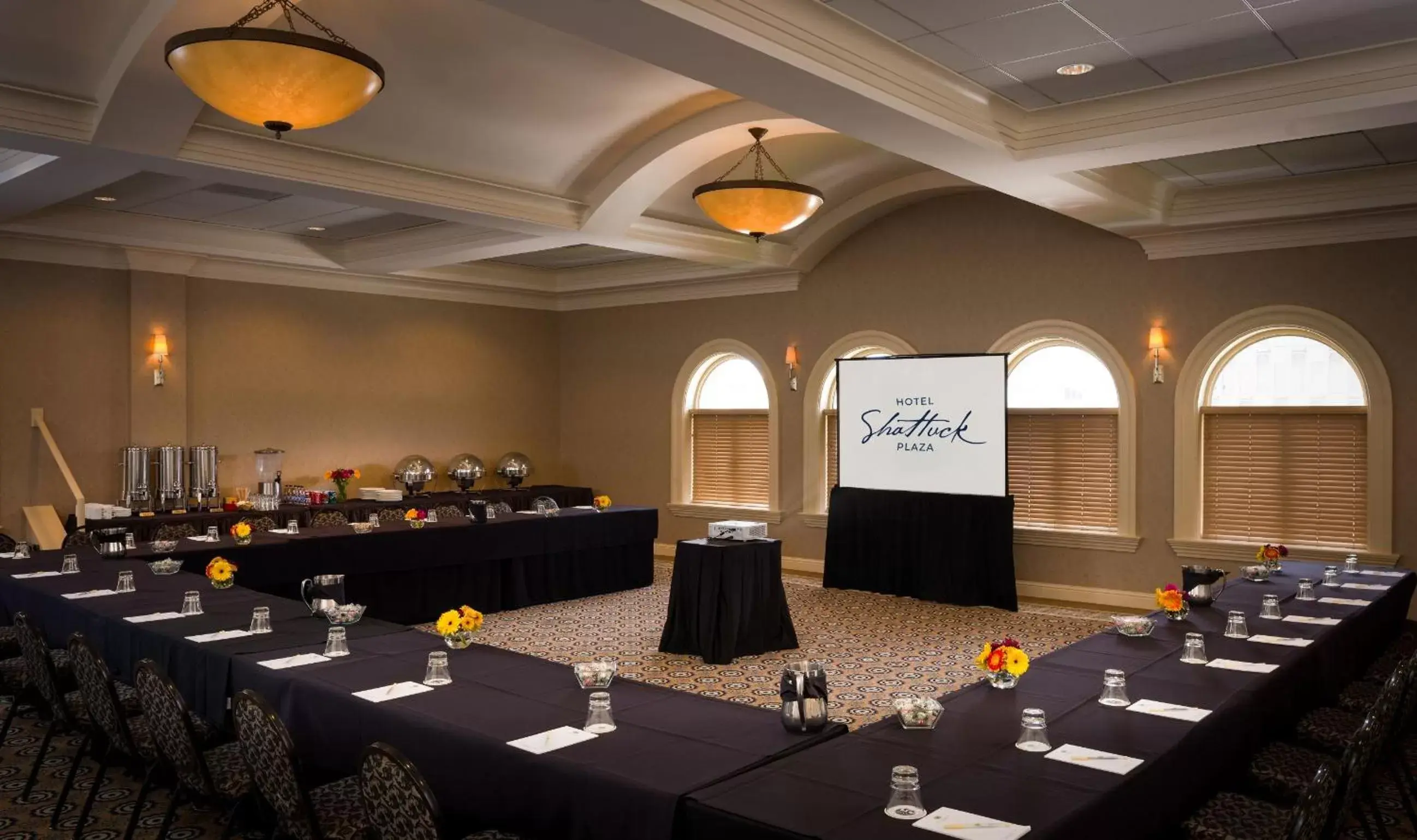 Banquet/Function facilities in Hotel Shattuck Plaza