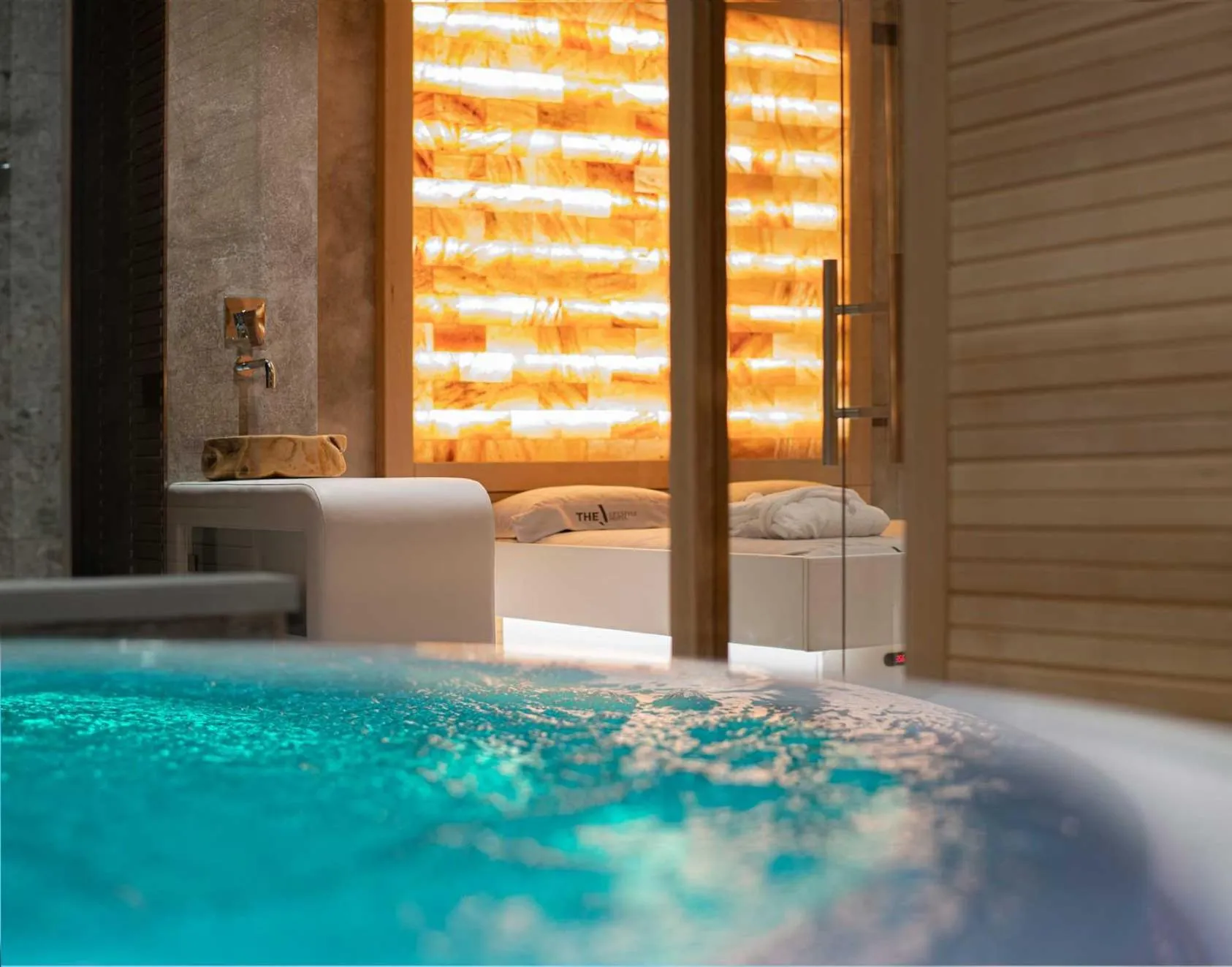 Spa and wellness centre/facilities in J44 Lifestyle Hotel