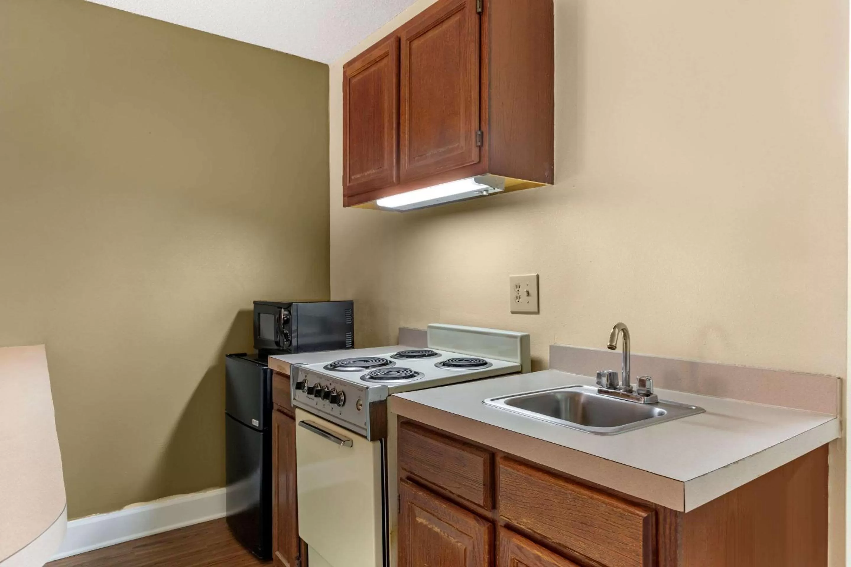 Photo of the whole room in Econo Lodge Inn & Suites