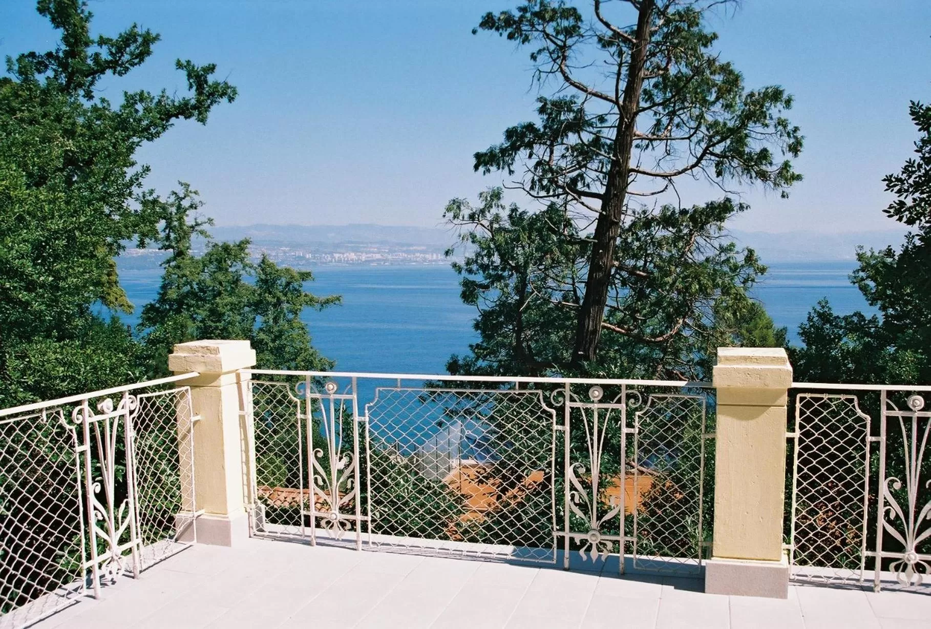 Balcony/Terrace in Hotel Lovran