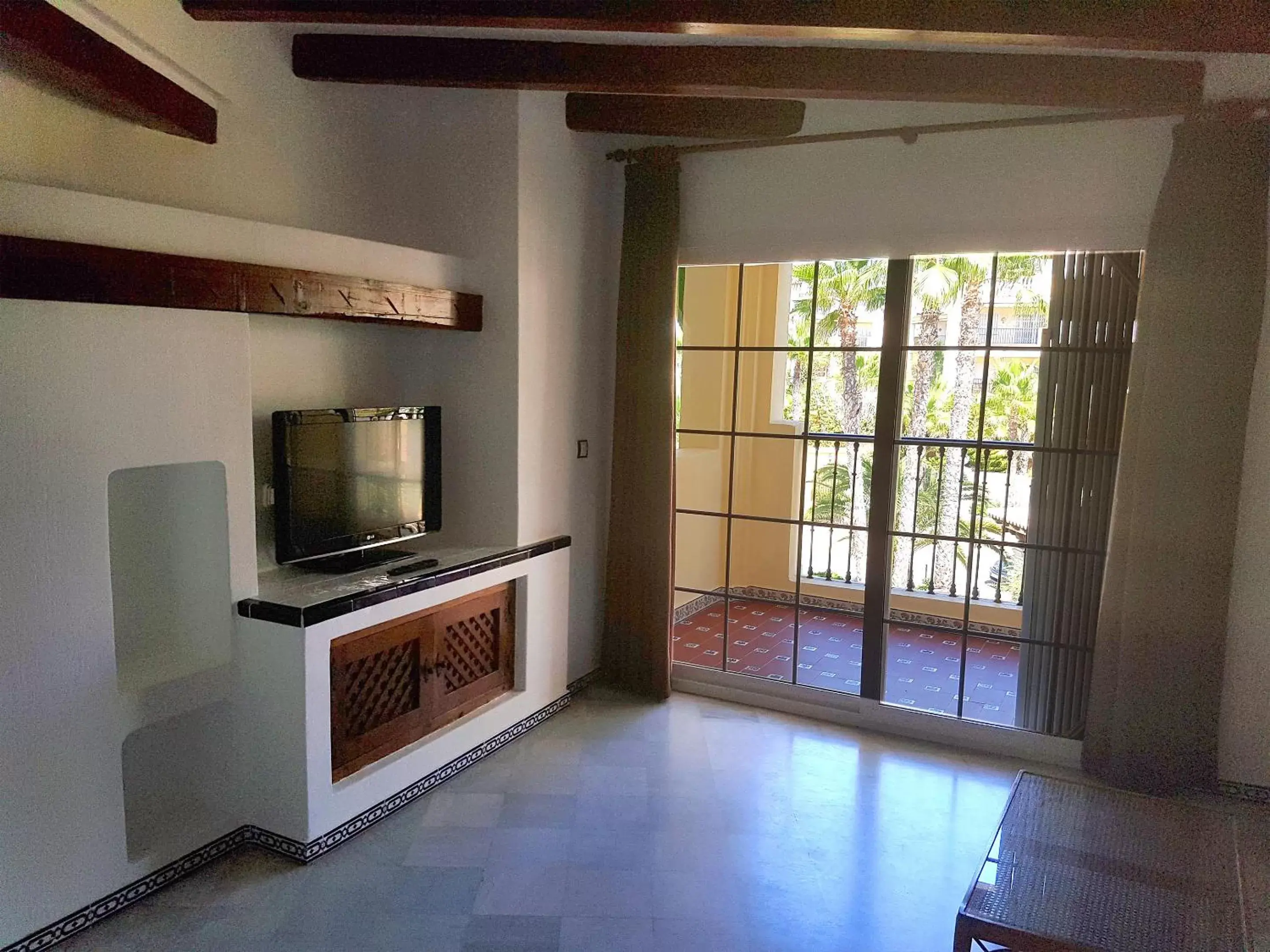 Living room, Kitchen/Kitchenette in Ona Aldea del Mar