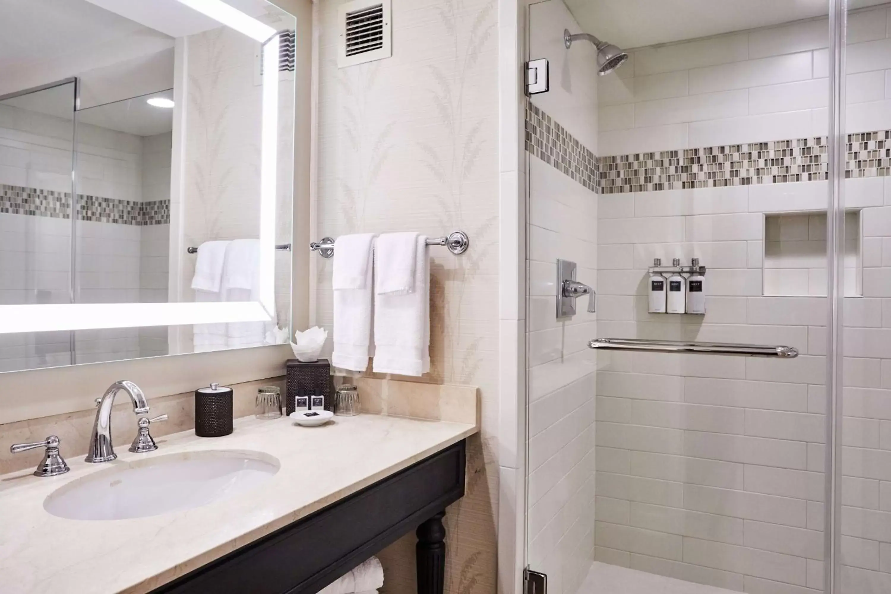 Bathroom in Wild Dunes Resort - Sweetgrass Inn and Boardwalk Inn