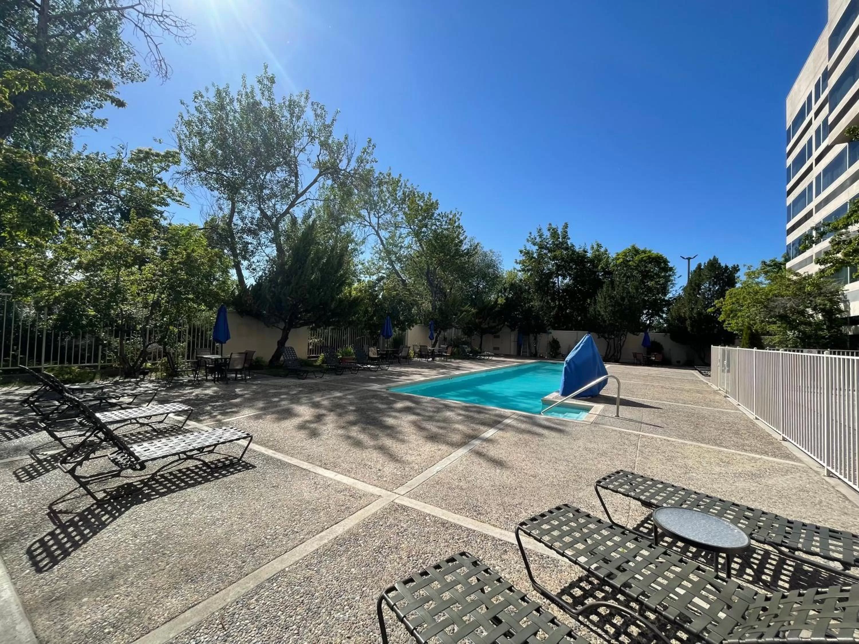 Swimming pool in Holiday Inn Express Boise Downtown by IHG
