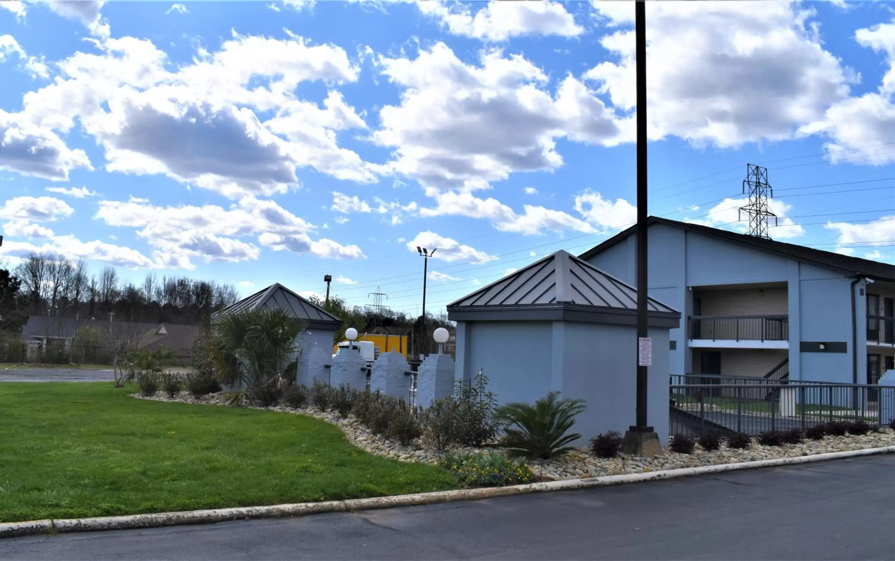 Property Building in Days Inn by Wyndham Rock Hill