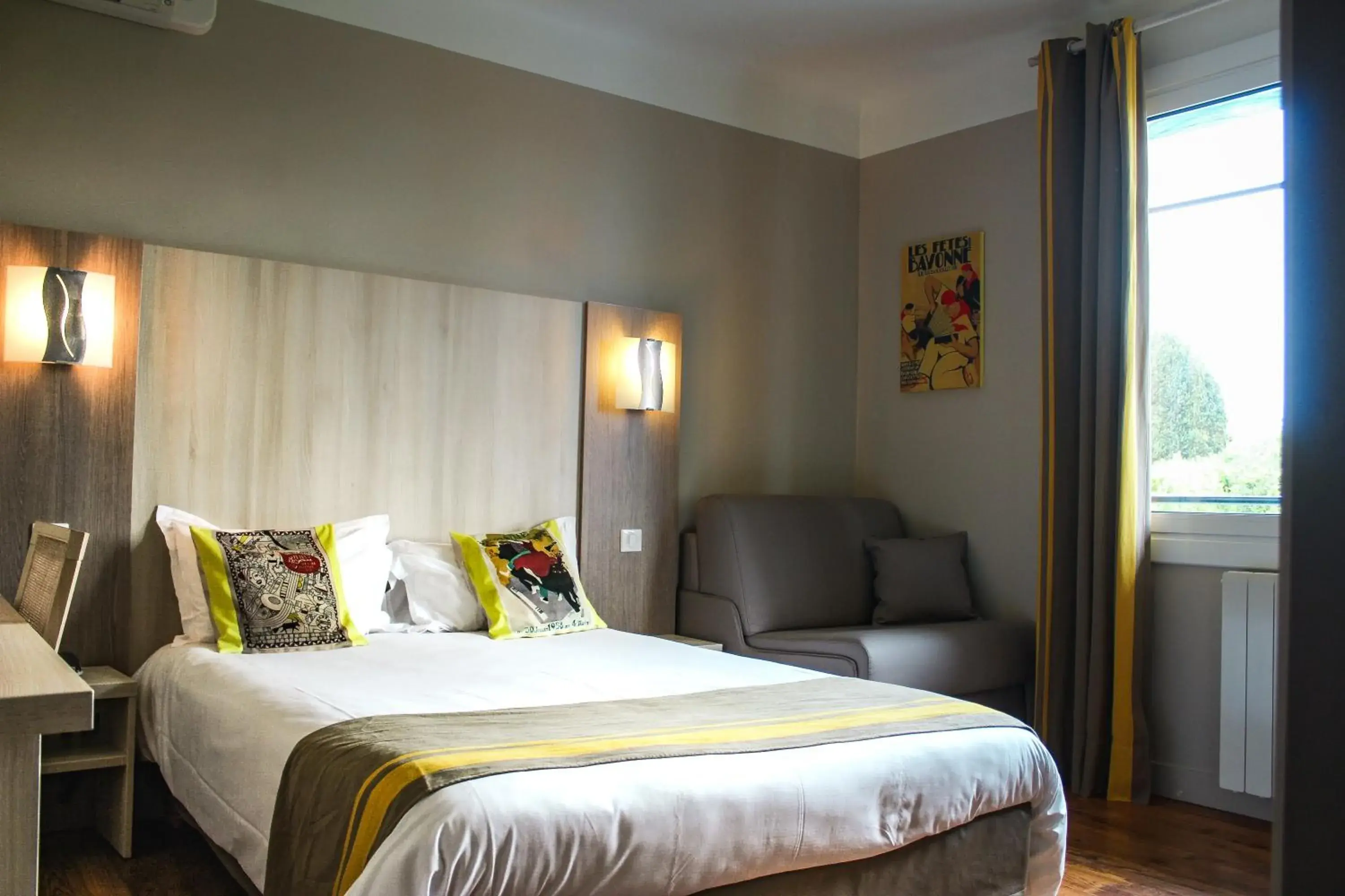 Bedroom, Bed in Hotel Agur Deneri