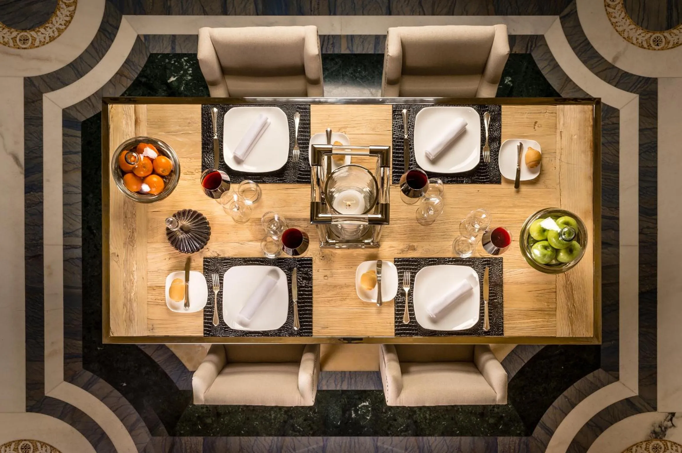 Lounge or bar in Villa e Palazzo Aminta - A Leading Hotel of The World