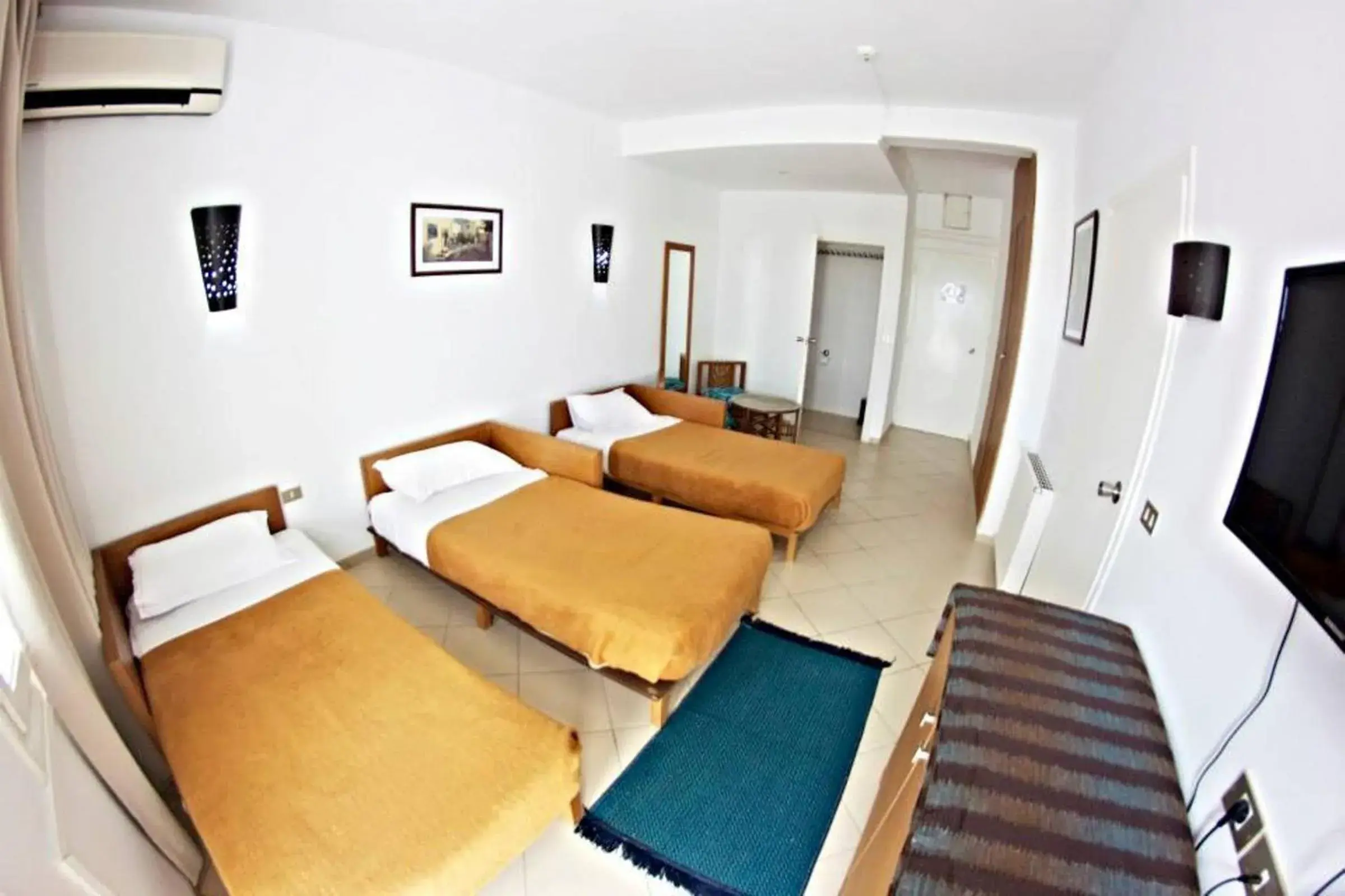 Bedroom, Seating Area in Hotel El Fell