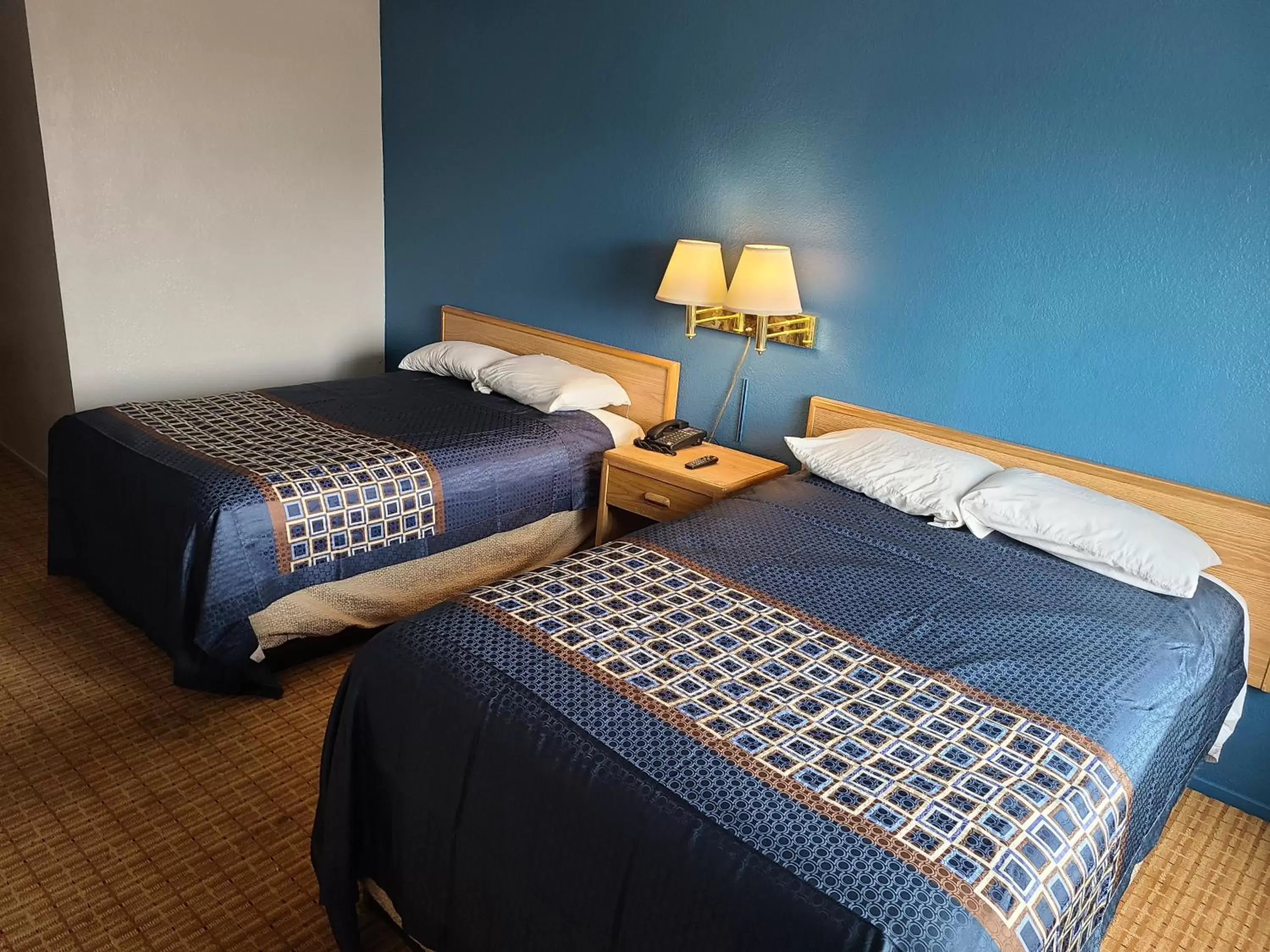 Photo of the whole room, Bed in Travelodge by Wyndham Stockton