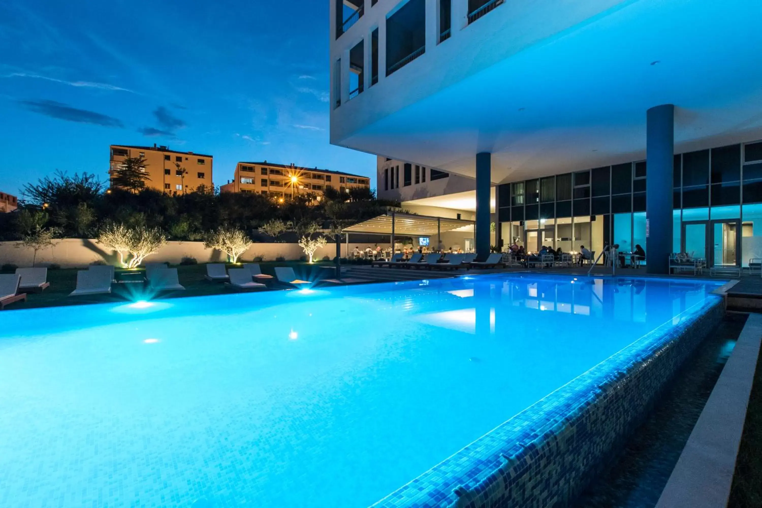 Swimming Pool in Hotel Salona Palace