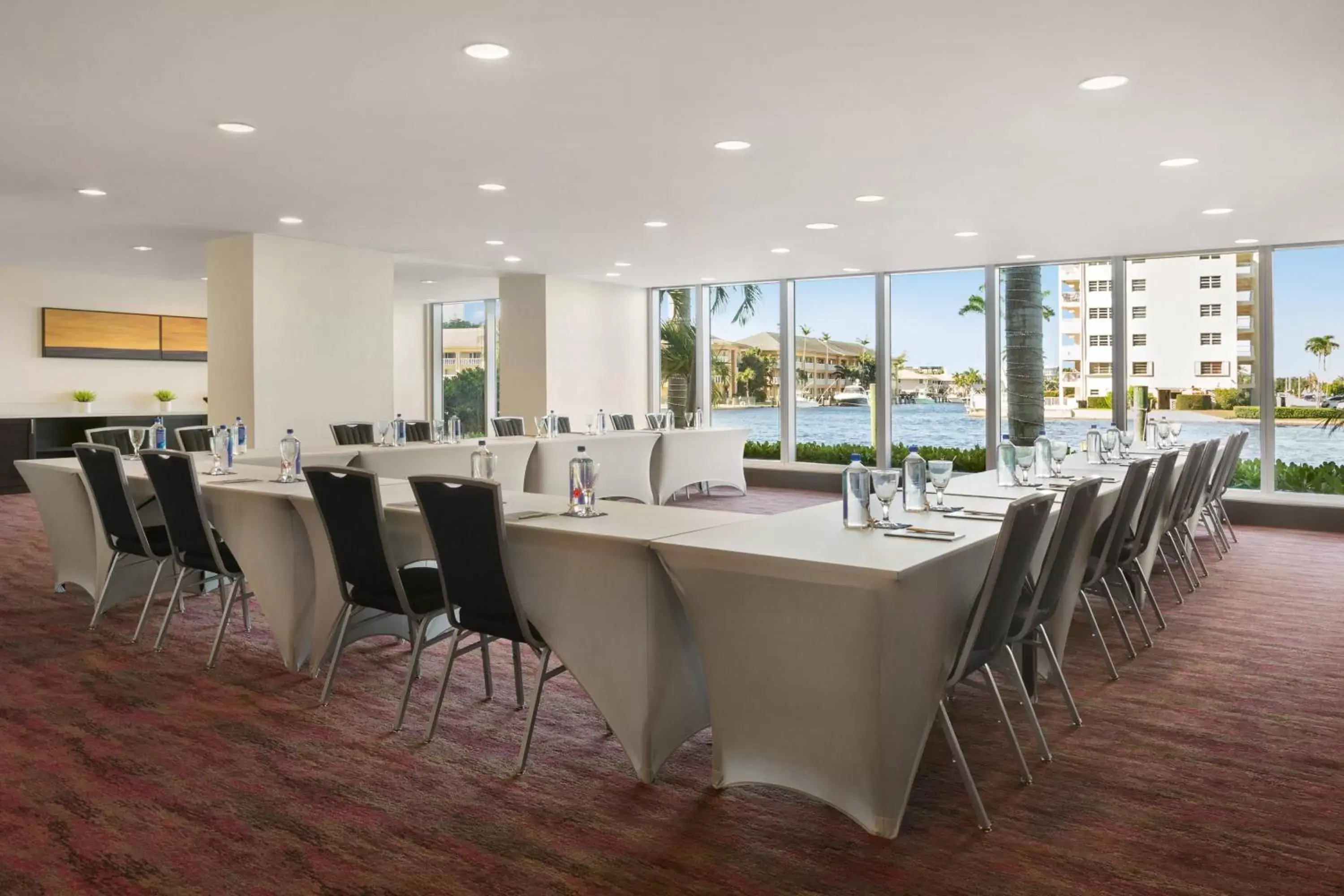 Meeting/conference room in Residence Inn by Marriott Fort Lauderdale Intracoastal
