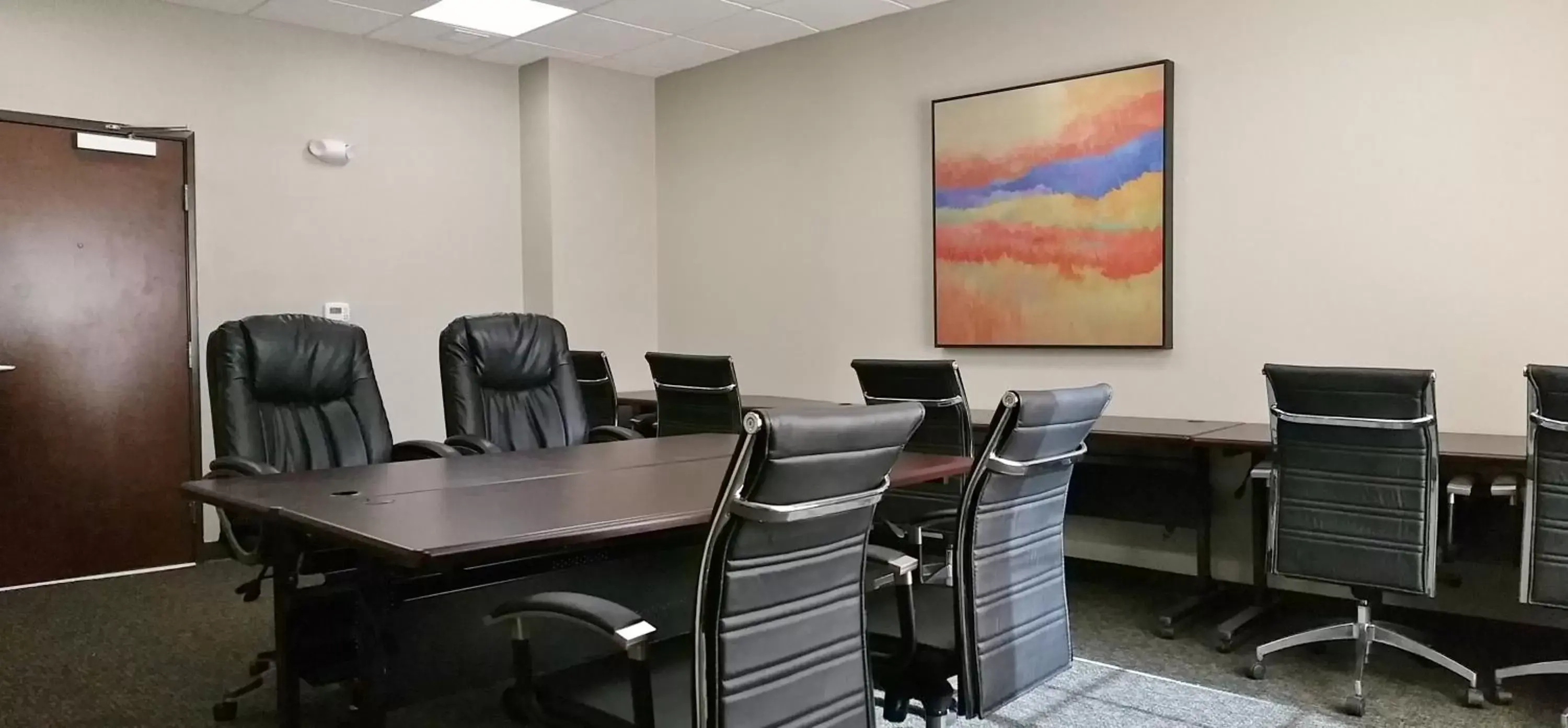 Business facilities in MainStay Suites Midland