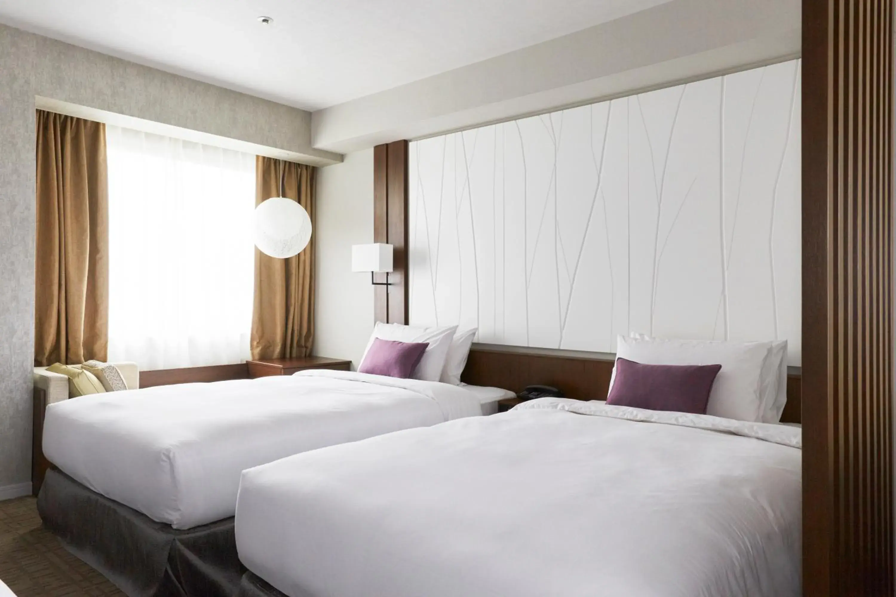 Bed in Keio Plaza Hotel Sapporo