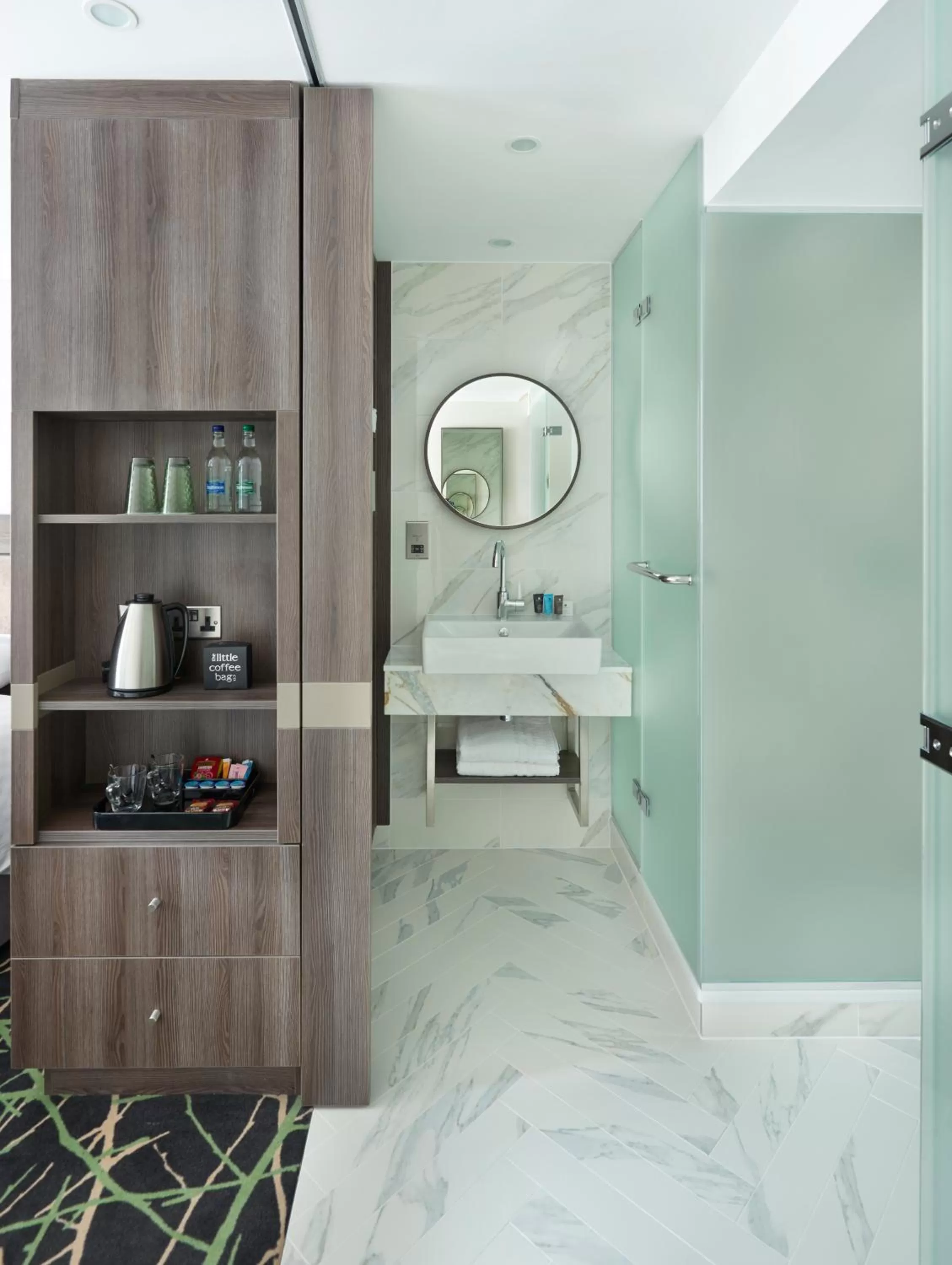 Bathroom in Richmond Hill Hotel