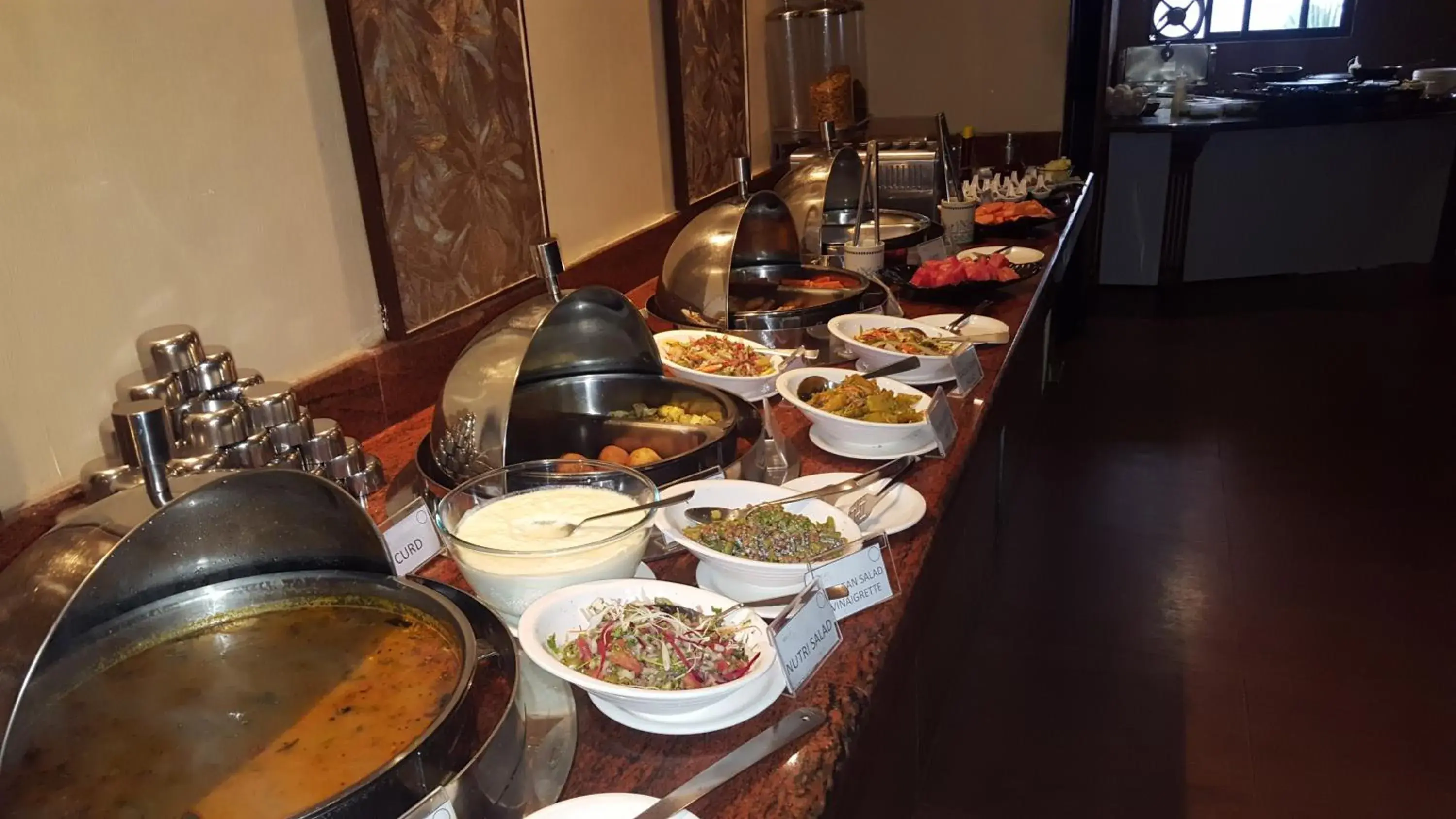 Buffet breakfast, Food in Hotel Winsar Park