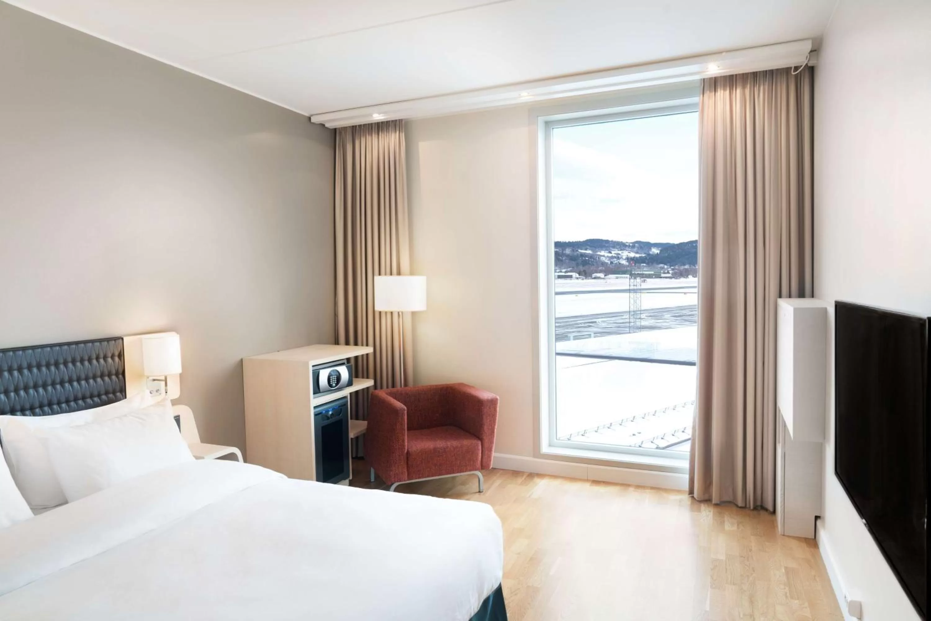 Photo of the whole room, Bed in Radisson Blu Hotel, Trondheim Airport