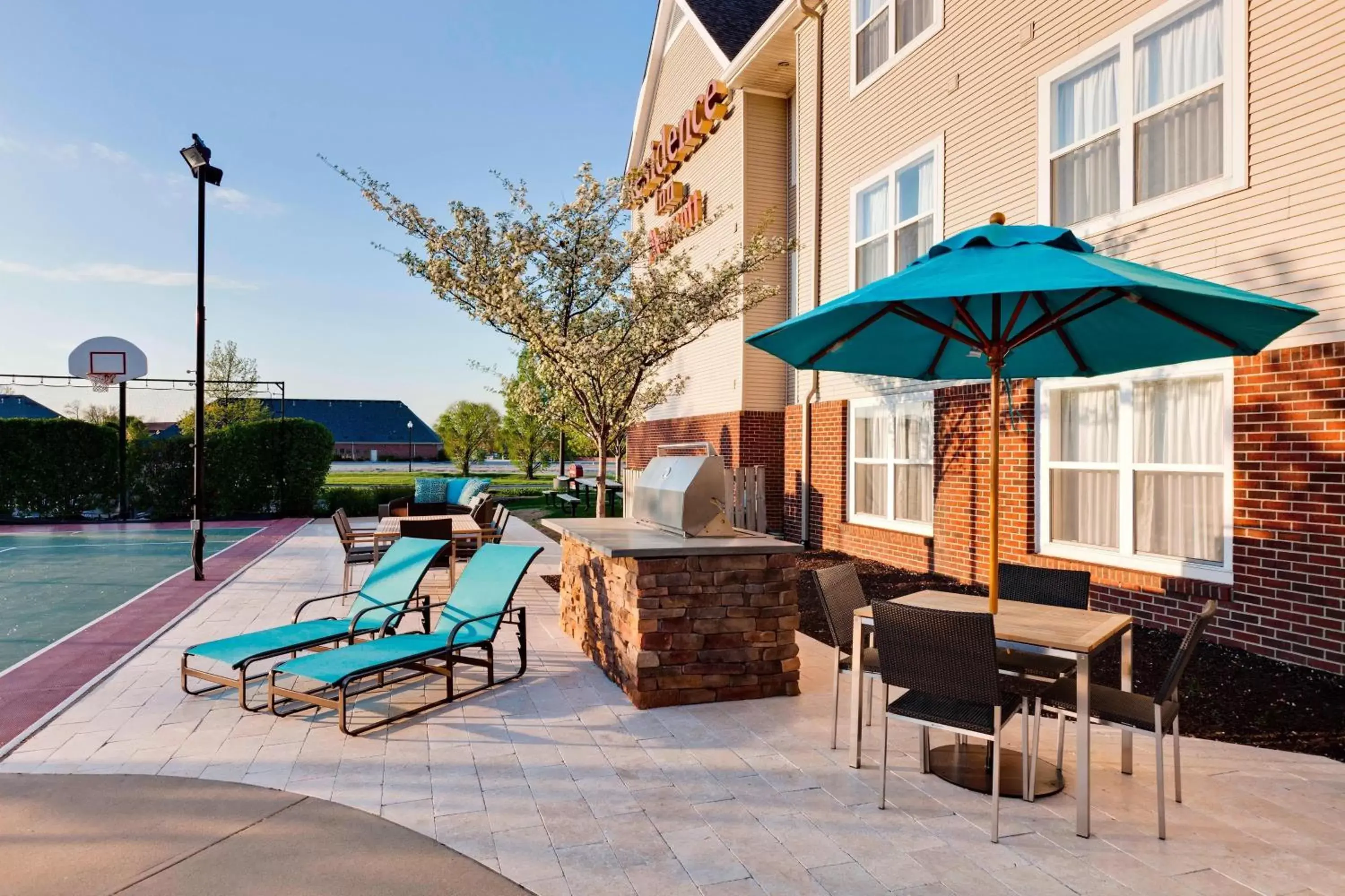 Property building, Swimming Pool in Residence Inn Indianapolis Fishers