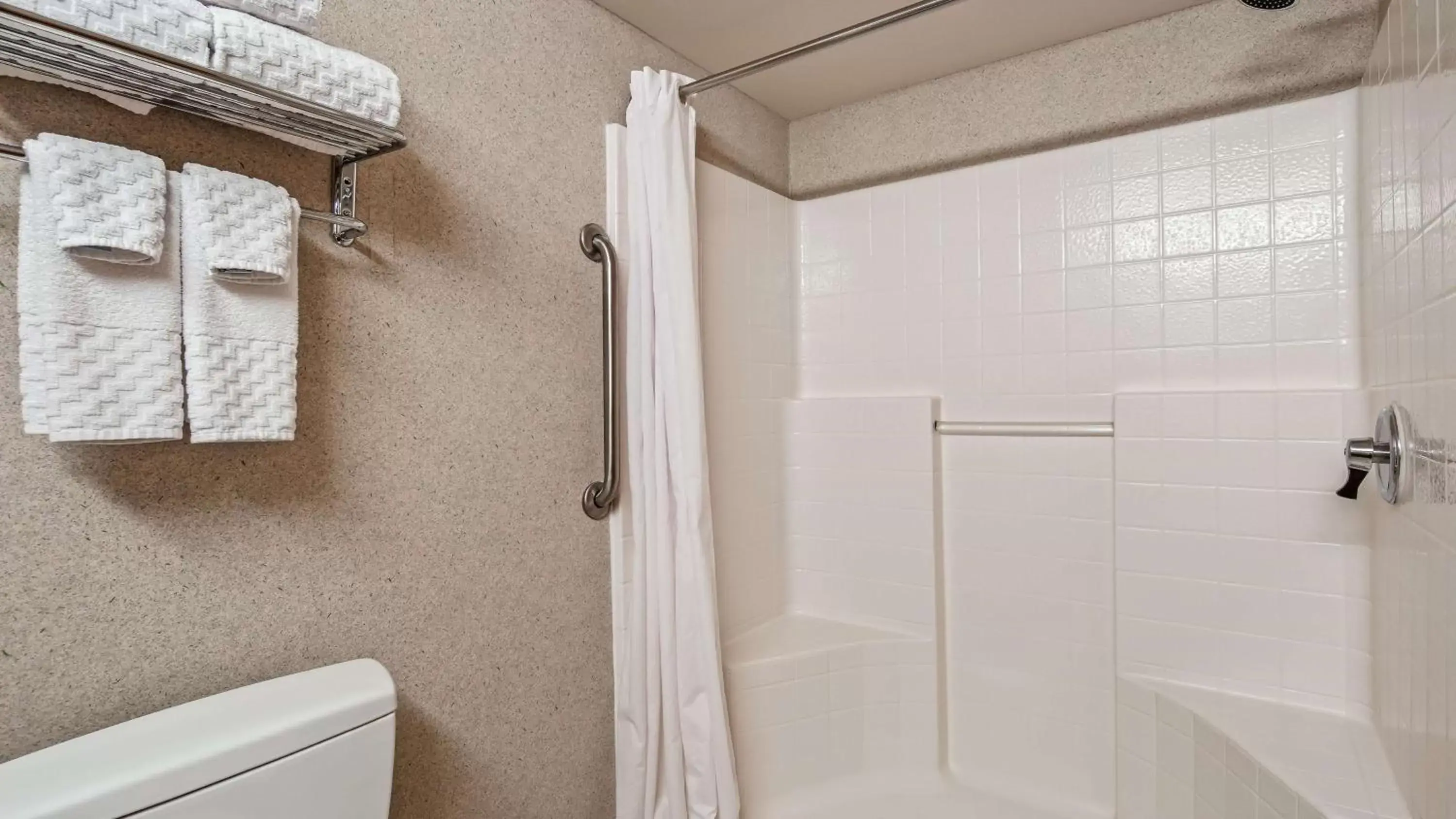 Photo of the whole room, Bathroom in Best Western Plus North Las Vegas Inn & Suites