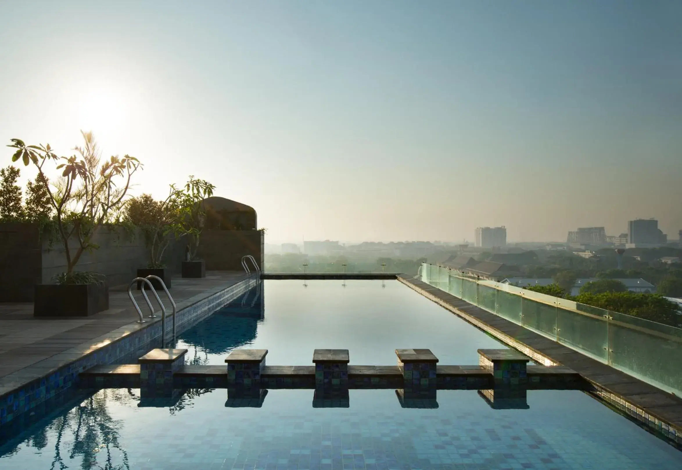 Swimming Pool in Best Western Papilio Hotel